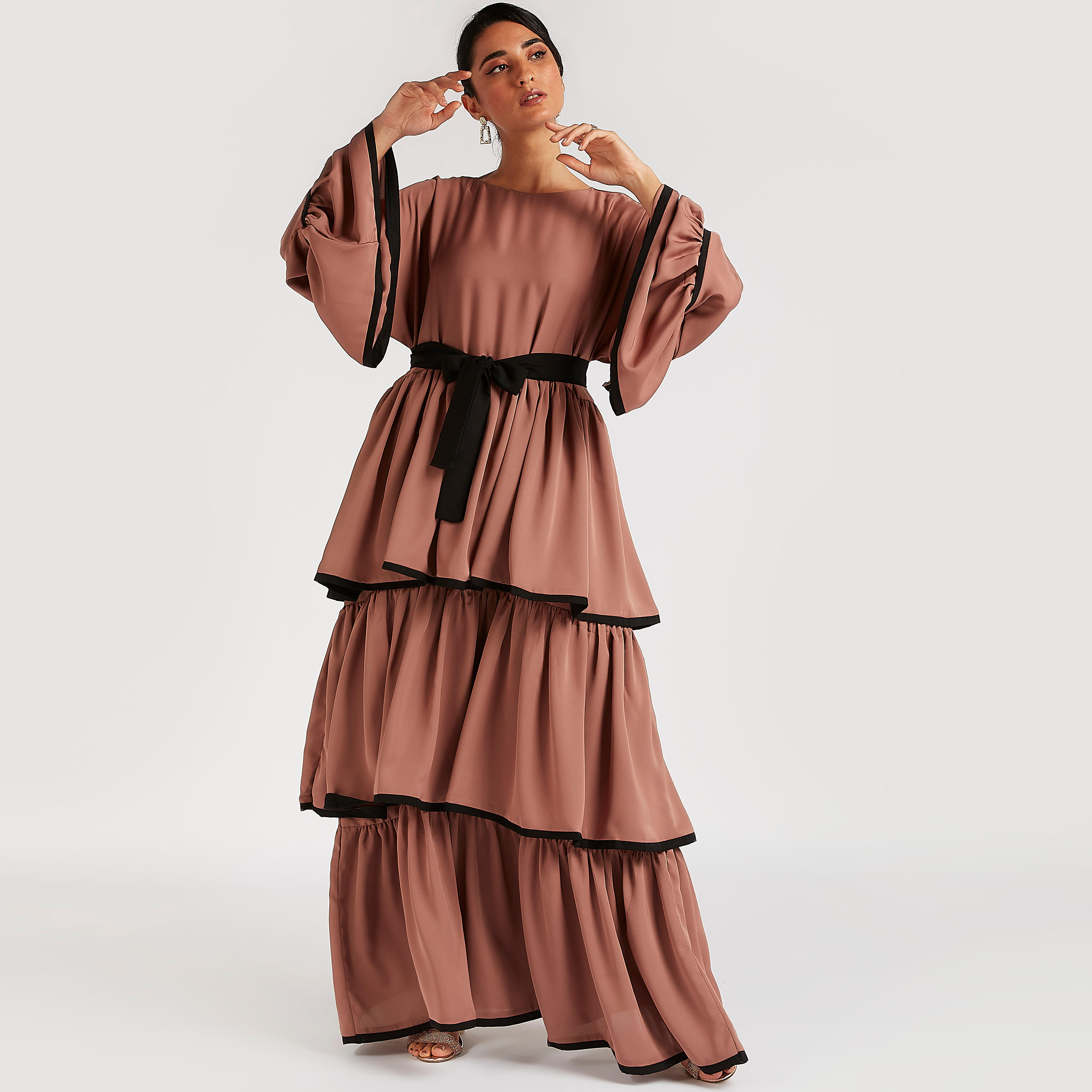 عباية إيه لاين متعدّدة الطبقات بحزام رباط متباين من عبايات-women-arabicclothing-abayas-image-1