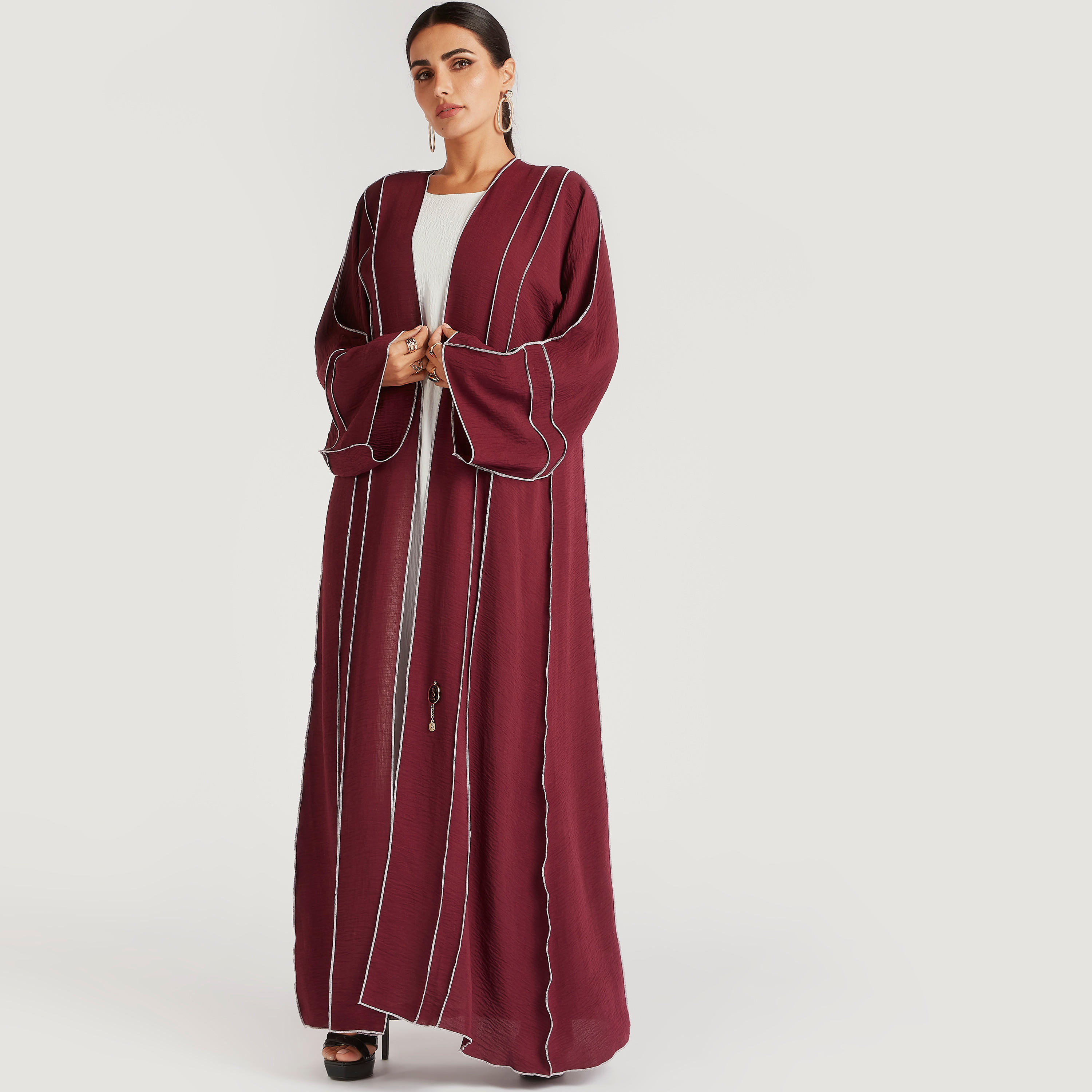 عباية كاردي بكشكشة خيوط بارزة وفستان داخلي-women-arabicclothing-abayas-image-3