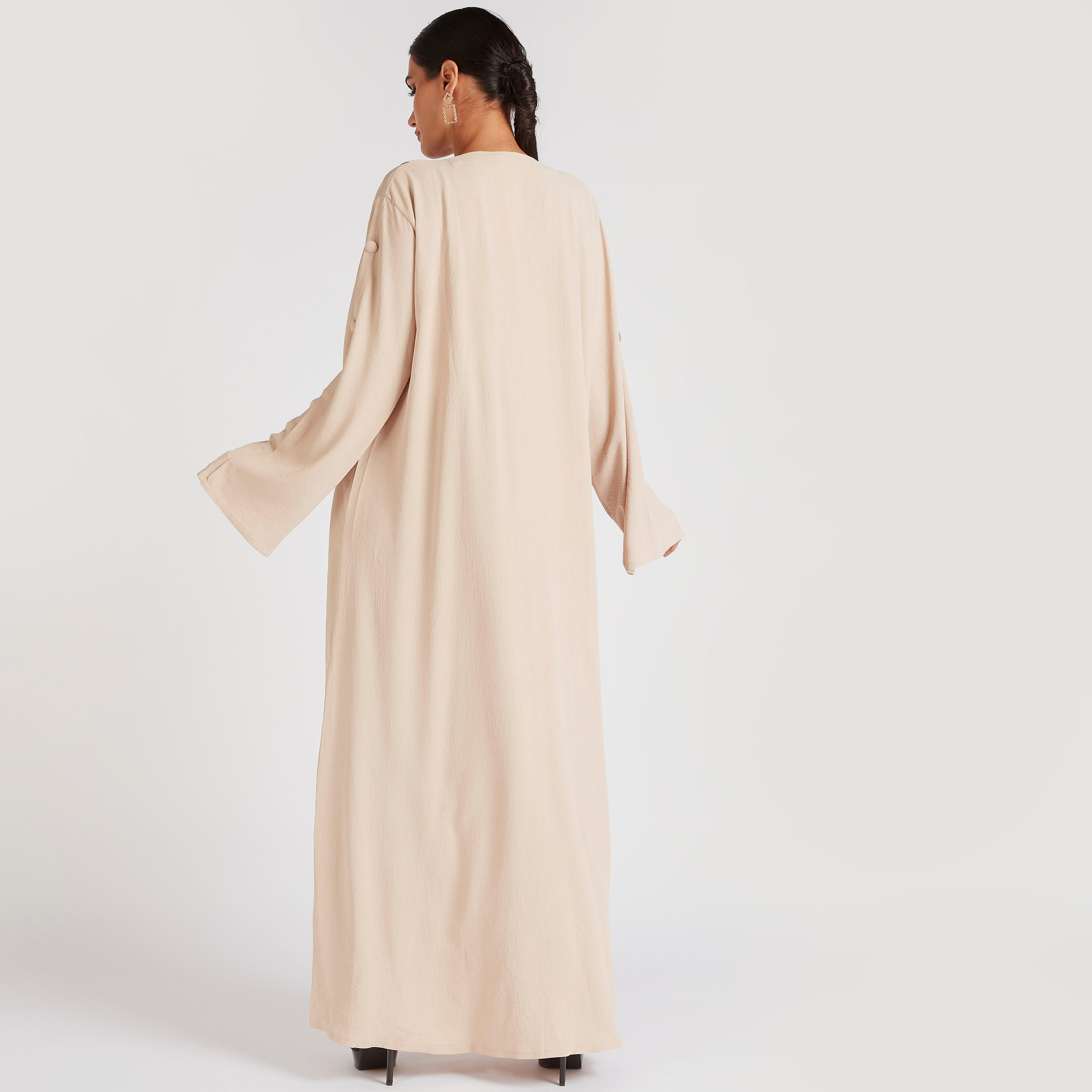 عباية مفتوحة من الأمام بكشكشة وزينة زر قماش-women-arabicclothing-abayas-image-4