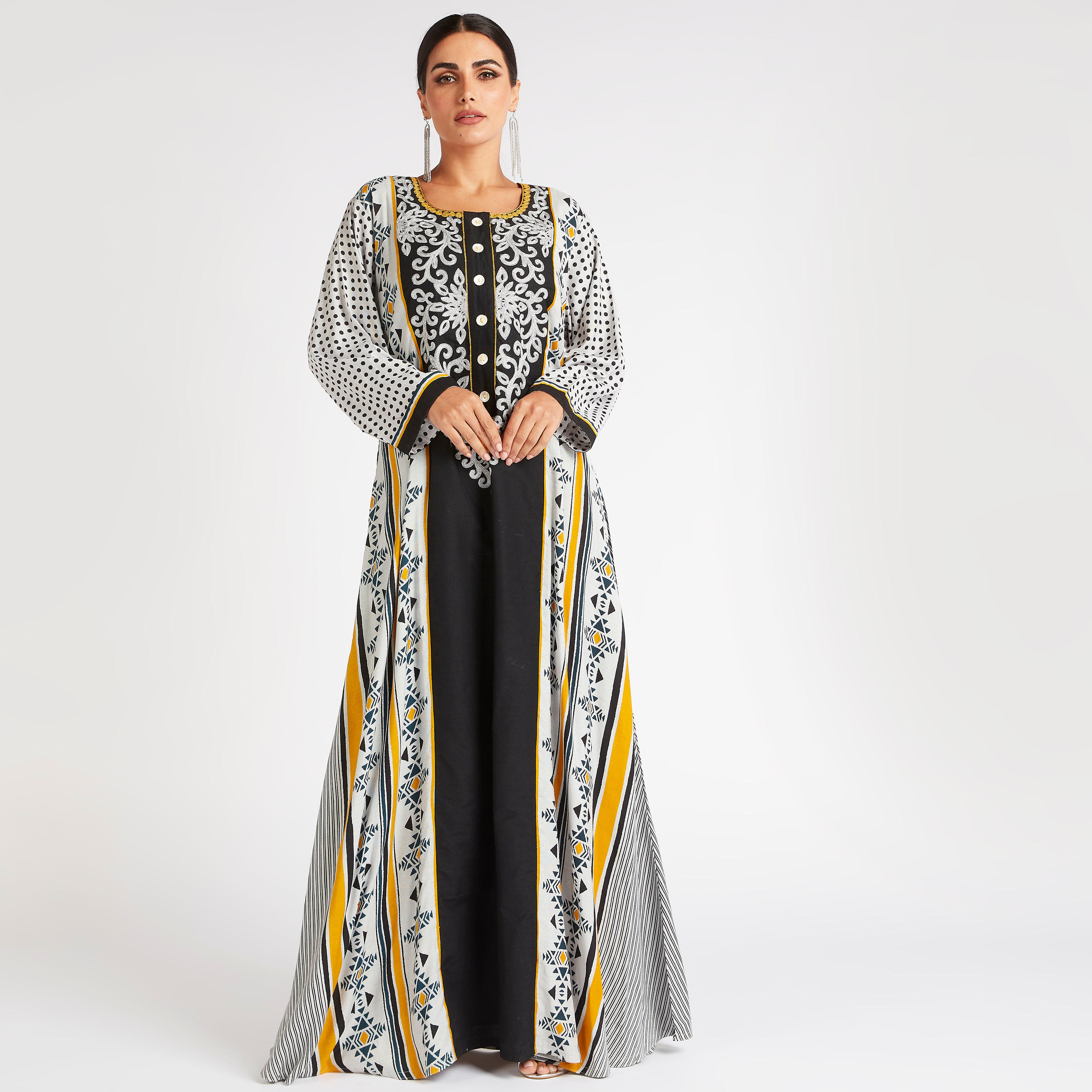 عباية إيه لاين بطبعات وأكمام طويلة-women-arabicclothing-abayas-image-1