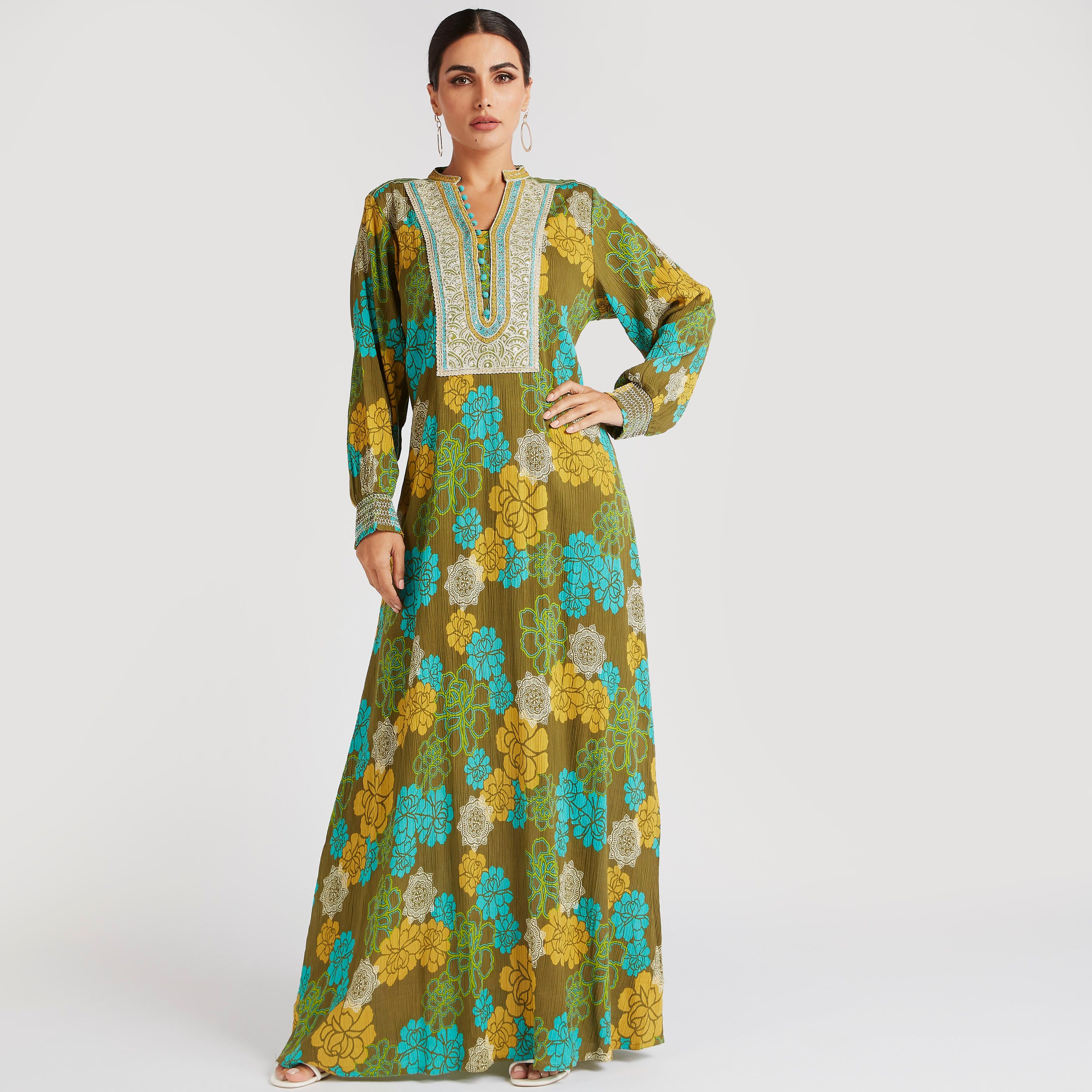جلابية إيه لاين وتفاصيل مطرزة من عبايات-women-arabicclothing-abayas-image-1