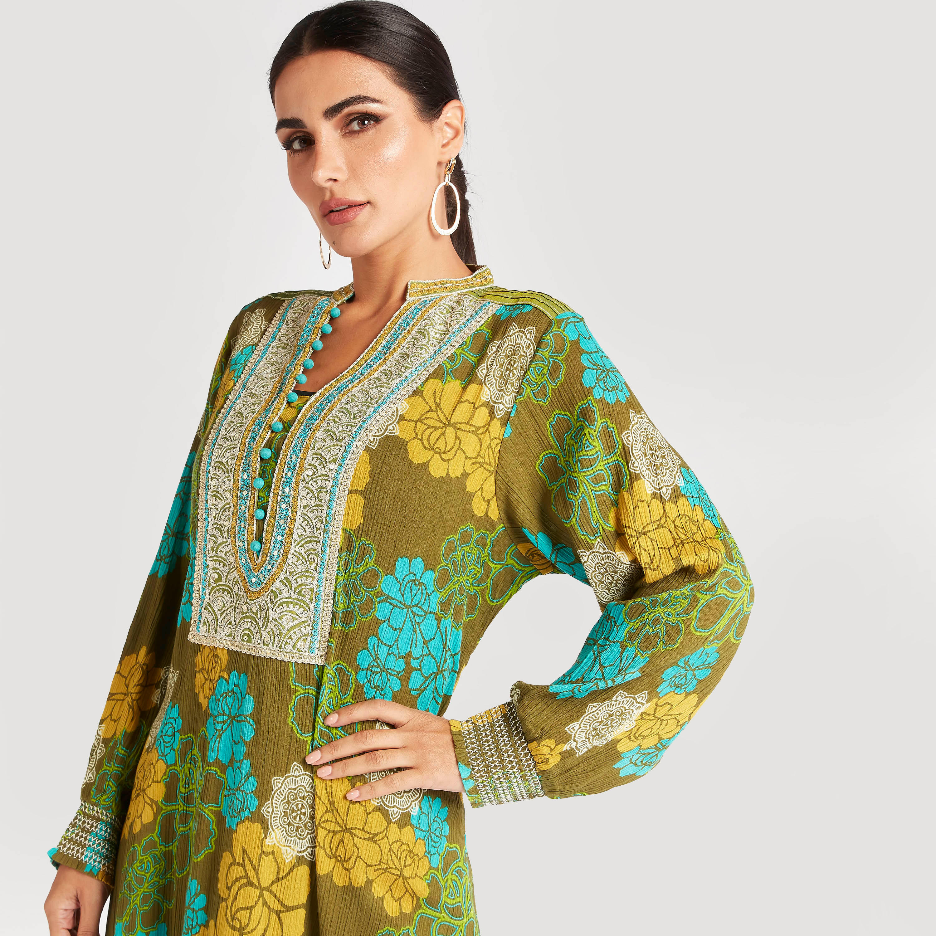 جلابية إيه لاين وتفاصيل مطرزة من عبايات-women-arabicclothing-abayas-image-2