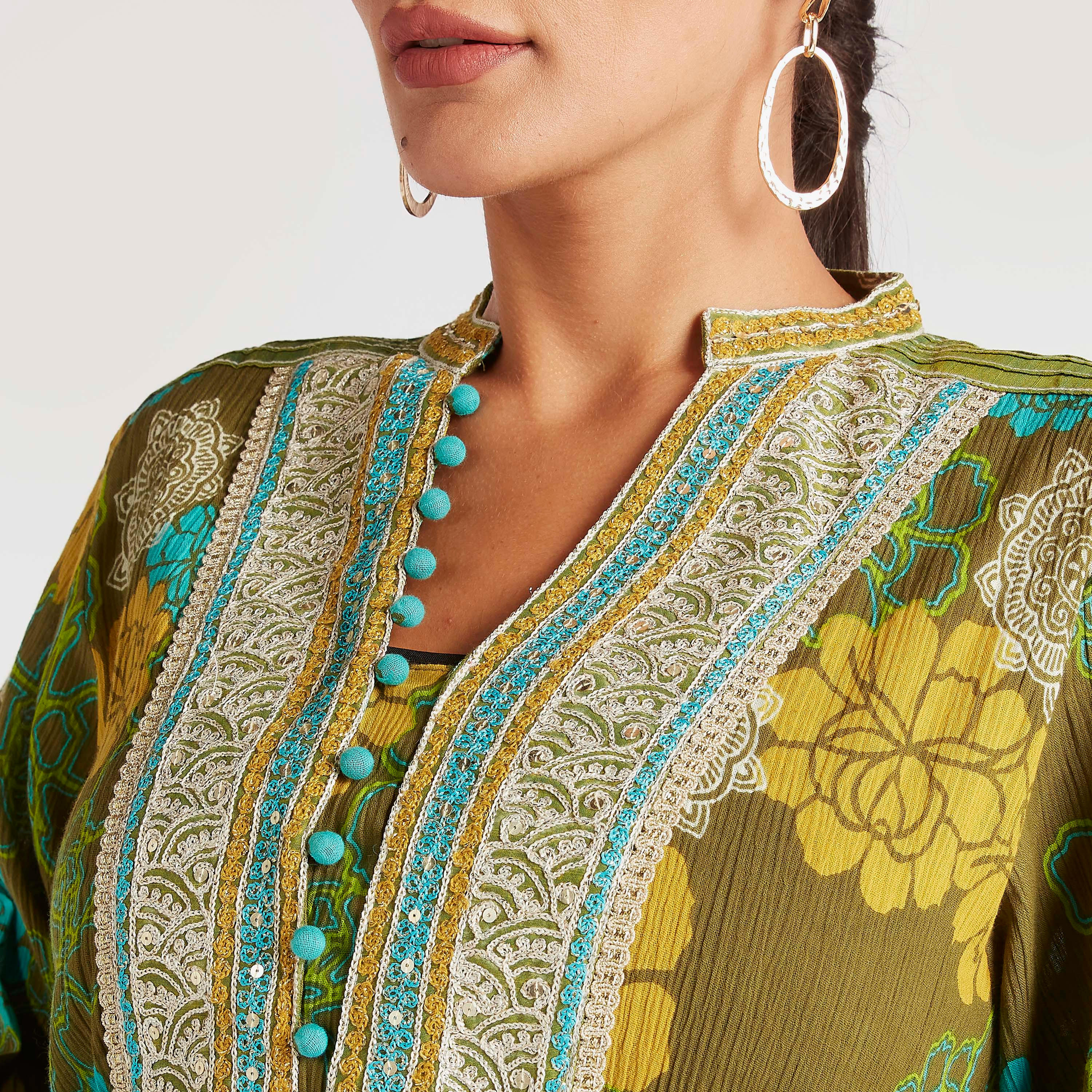 جلابية إيه لاين وتفاصيل مطرزة من عبايات-women-arabicclothing-abayas-image-7