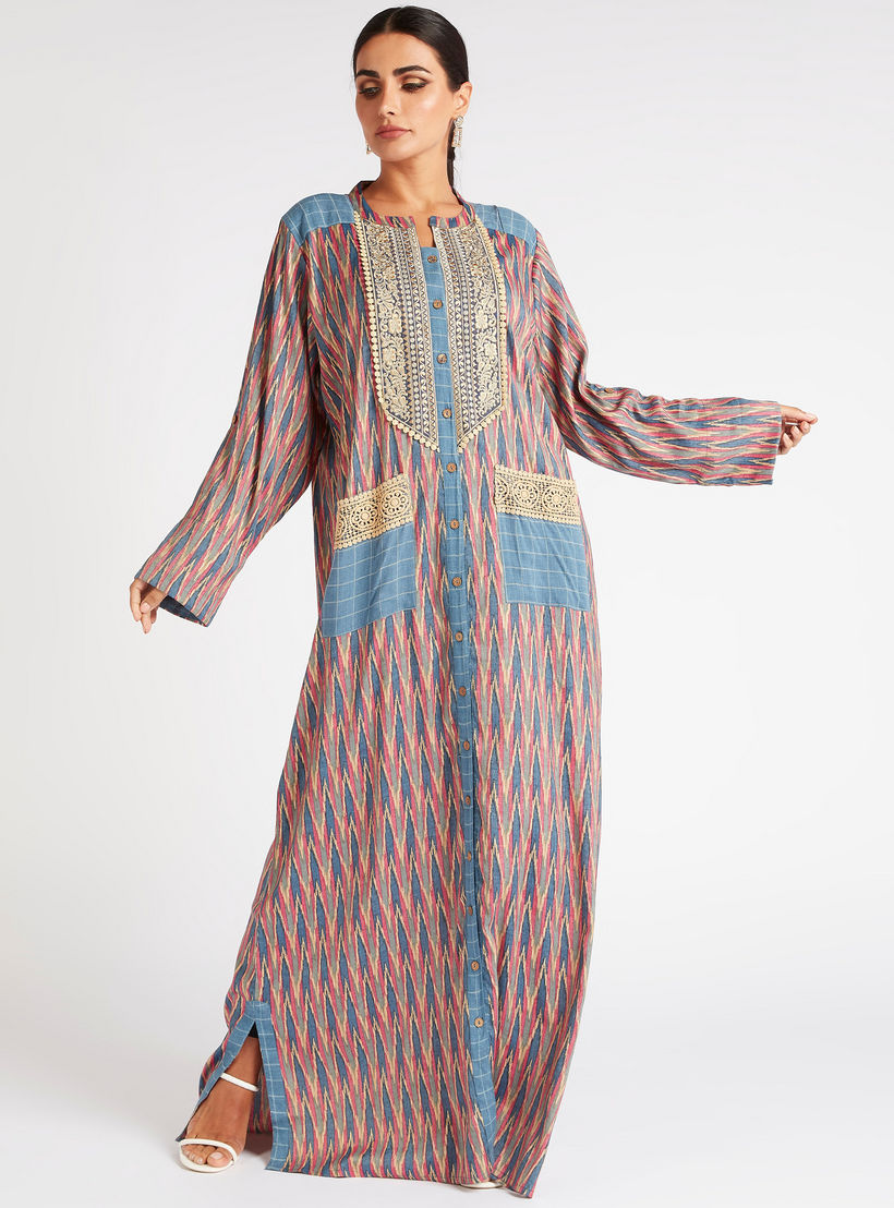 جلابية إيه لاين وتفاصيل مطرزة وطبعات من عبايات-women-arabicclothing-abayas-image-2