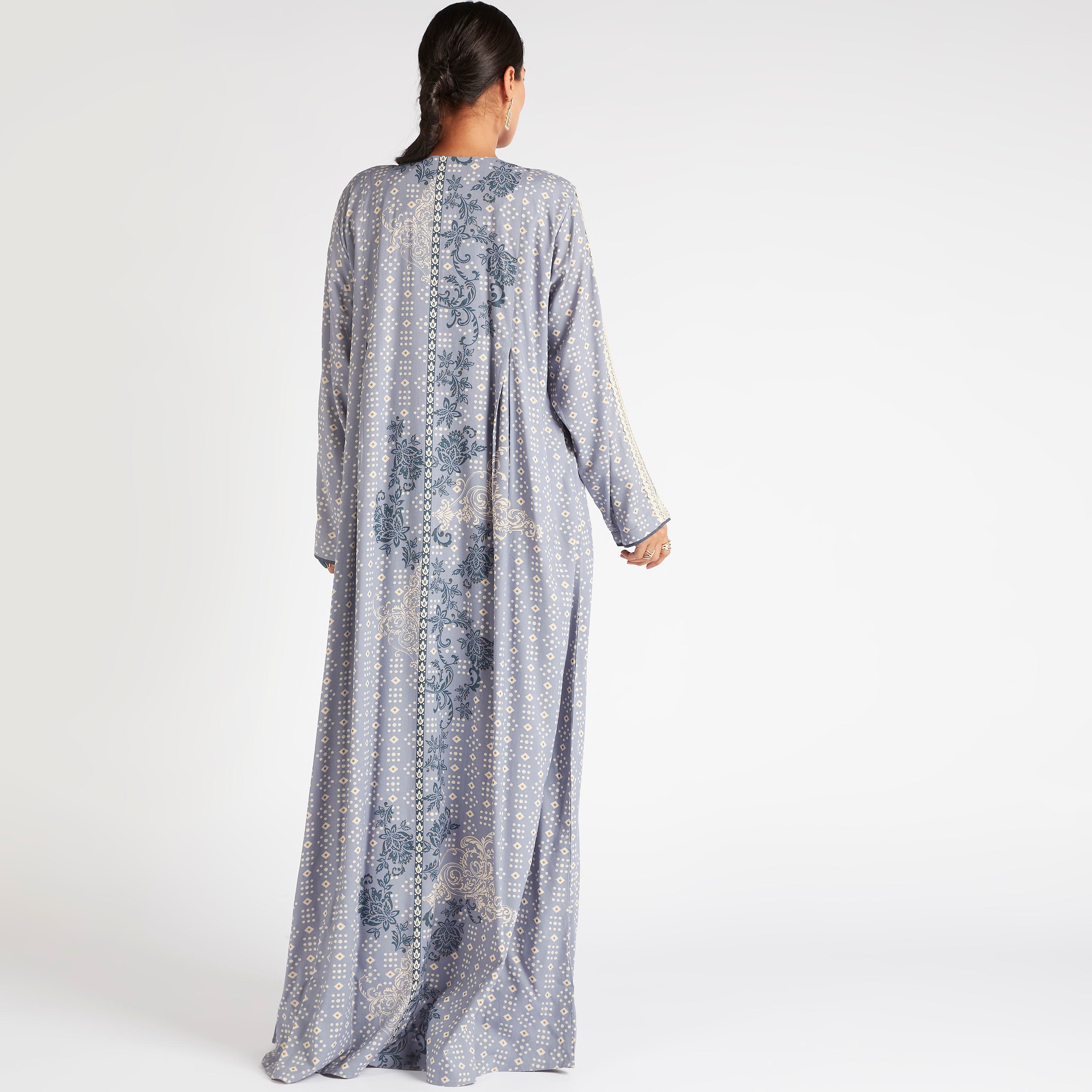 جلابية إيه لاين وتفاصيل مطرزة وكسرات من عبايات-women-arabicclothing-abayas-image-4
