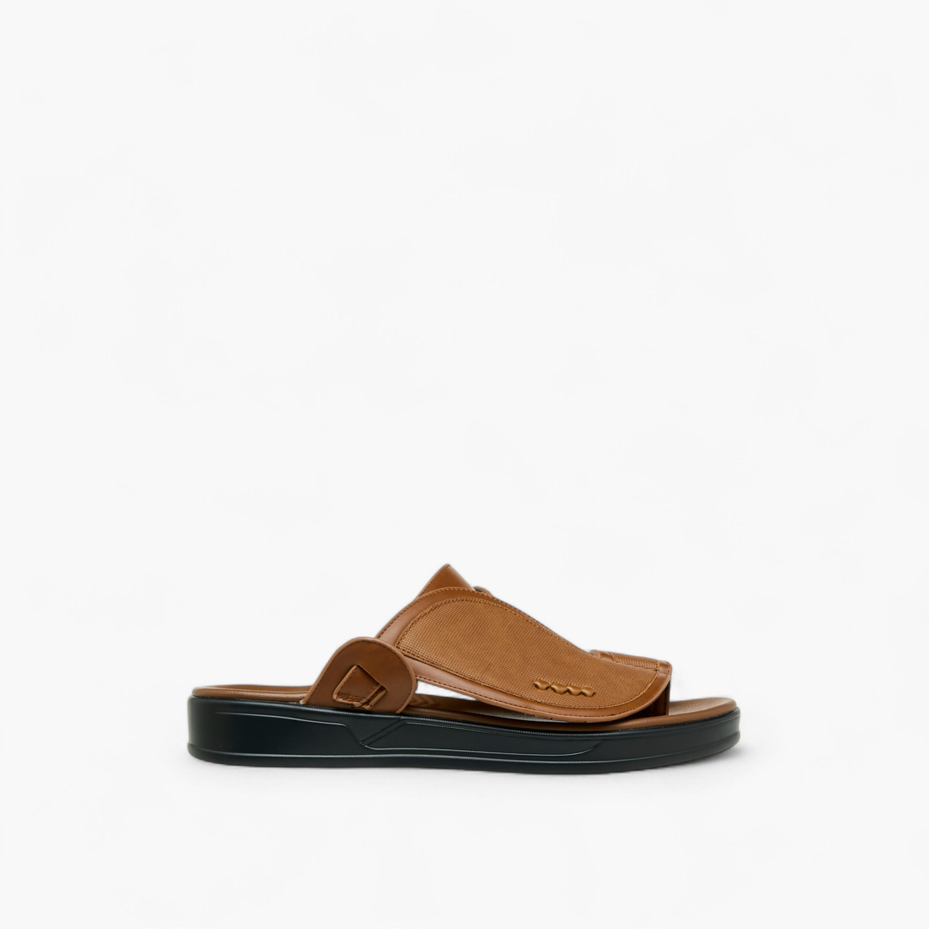 صندل عربي سهل الارتداء بارز الملمس بإصبع من إل أو إل من شو إكسبريس-men-shoes-sandals-image-3