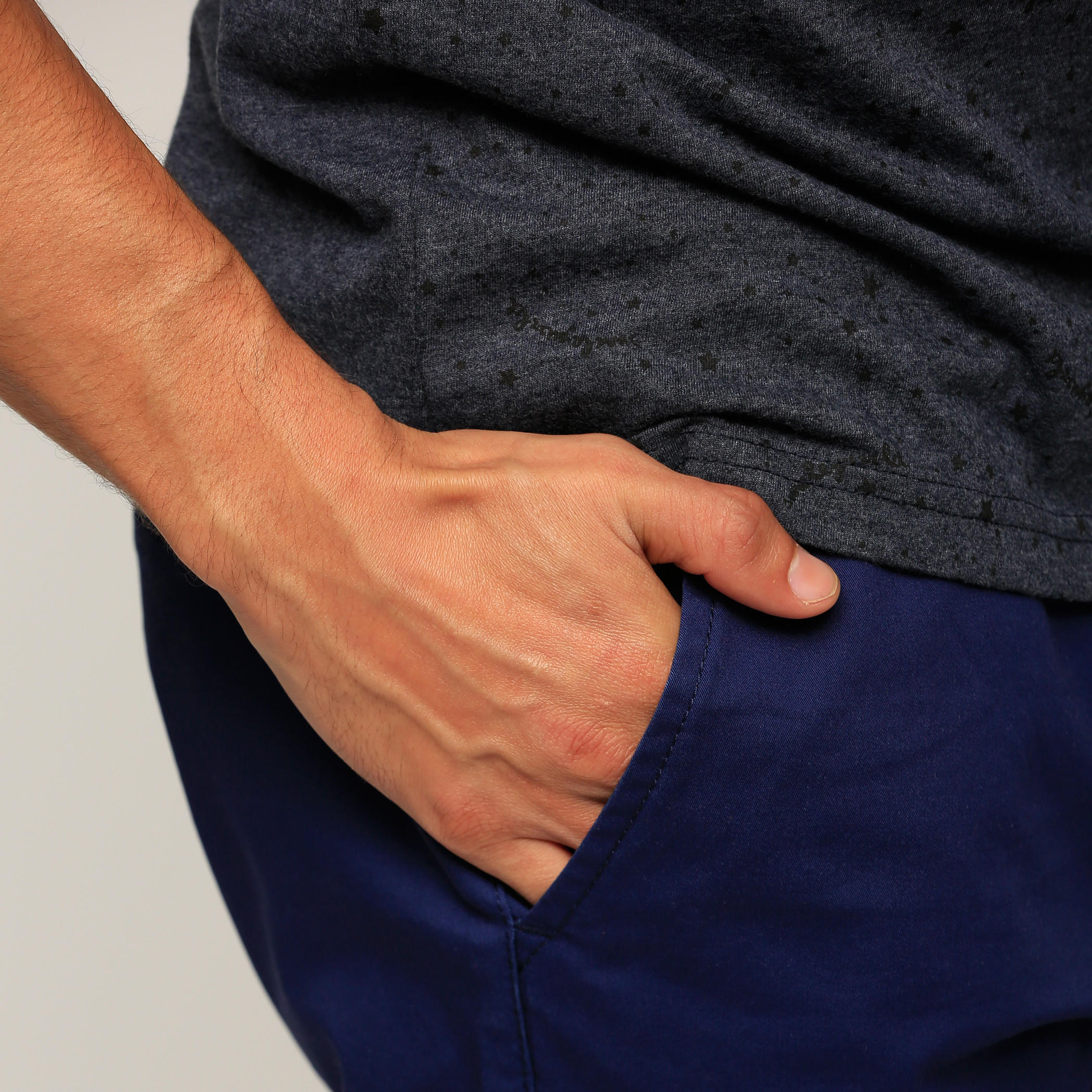 بنطال رياضي طويل بجيوب-men-clothing-bottoms-trousersandchinos-trousers-image-4