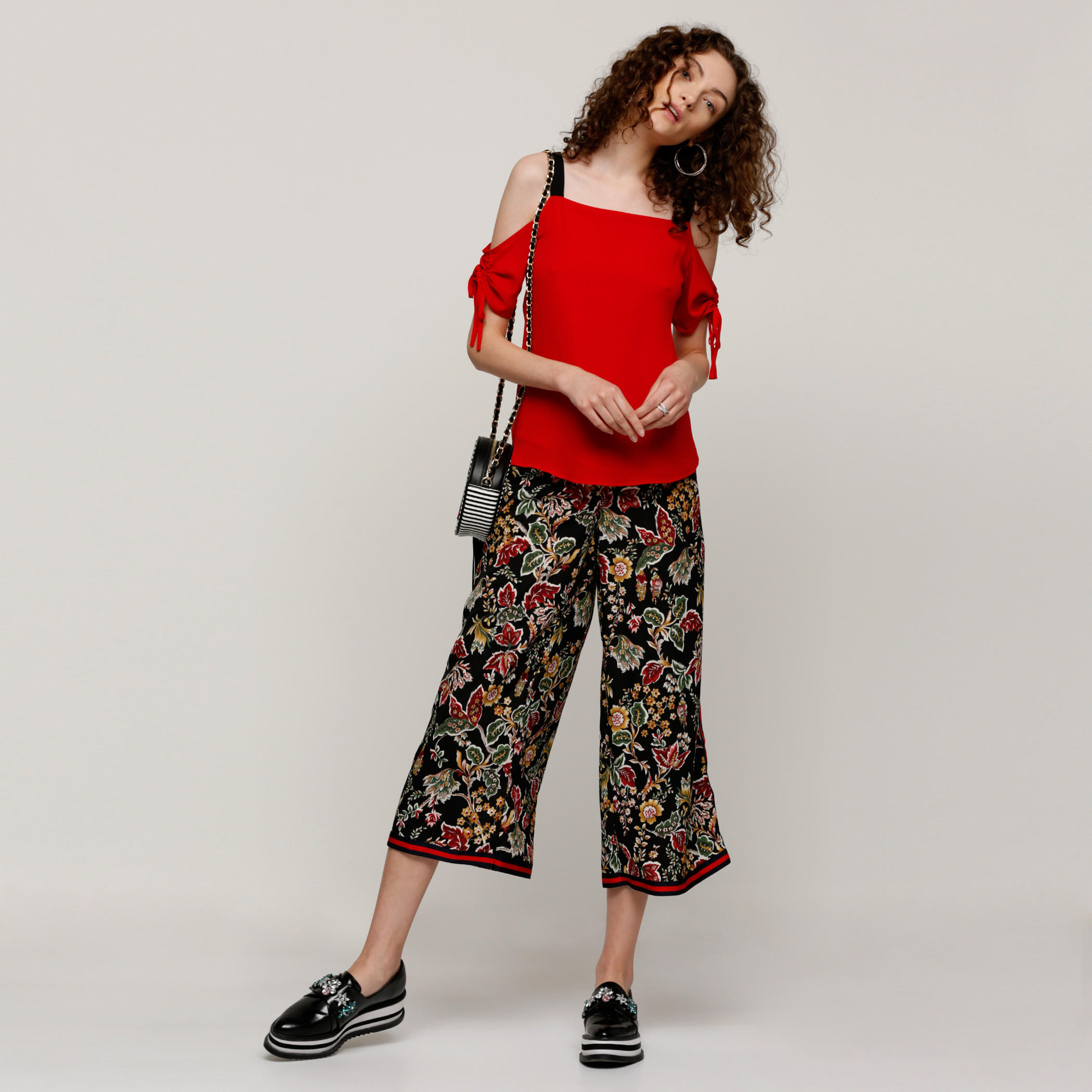 بلوزة بأكتاف مكشوفة ورباط مع مشبك إغلاق ناعم-women-clothing-shirtsandblouses-blouses-image-5