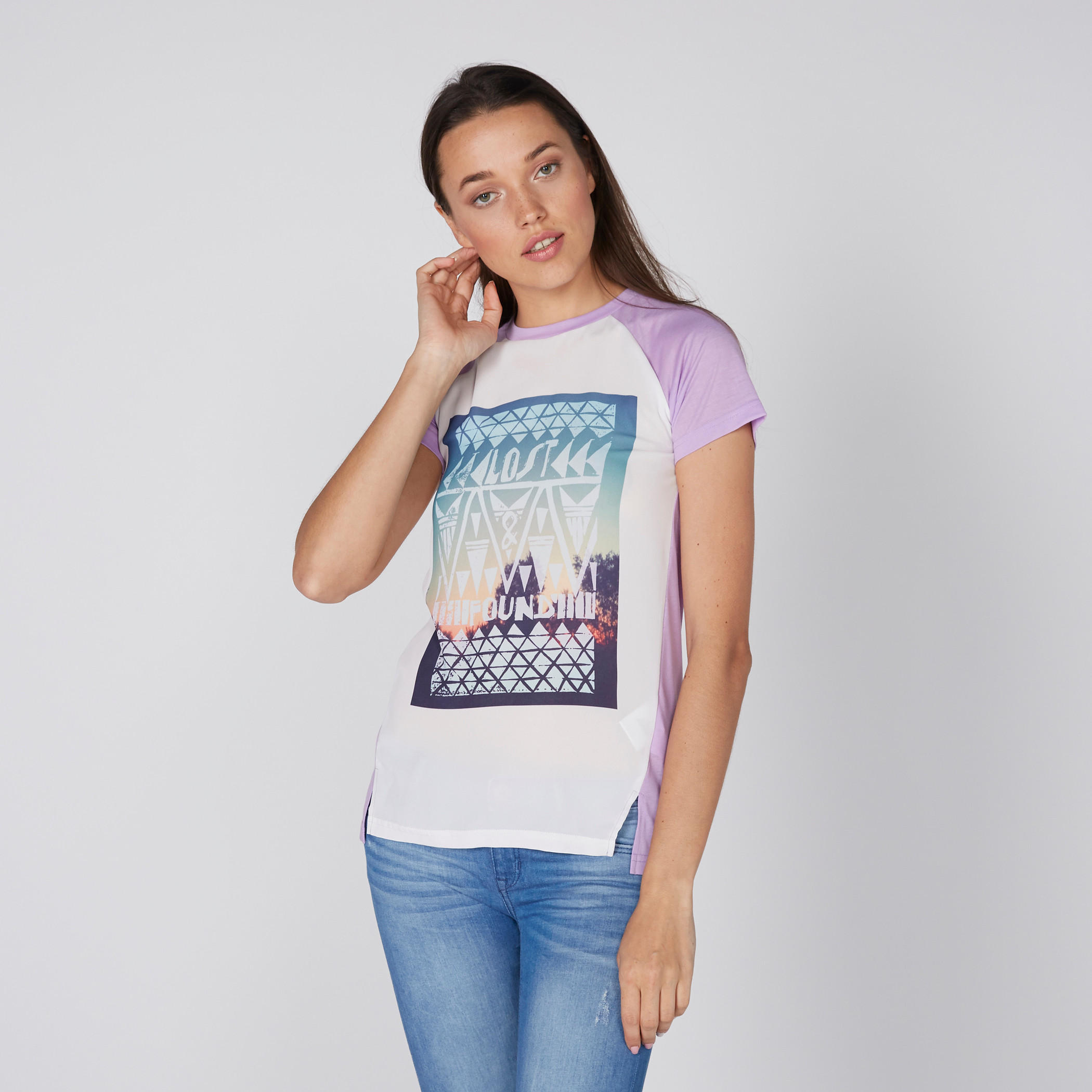 تيشيرت بأكمام مغايرة وطبعات-women-clothing-tshirts-image-3