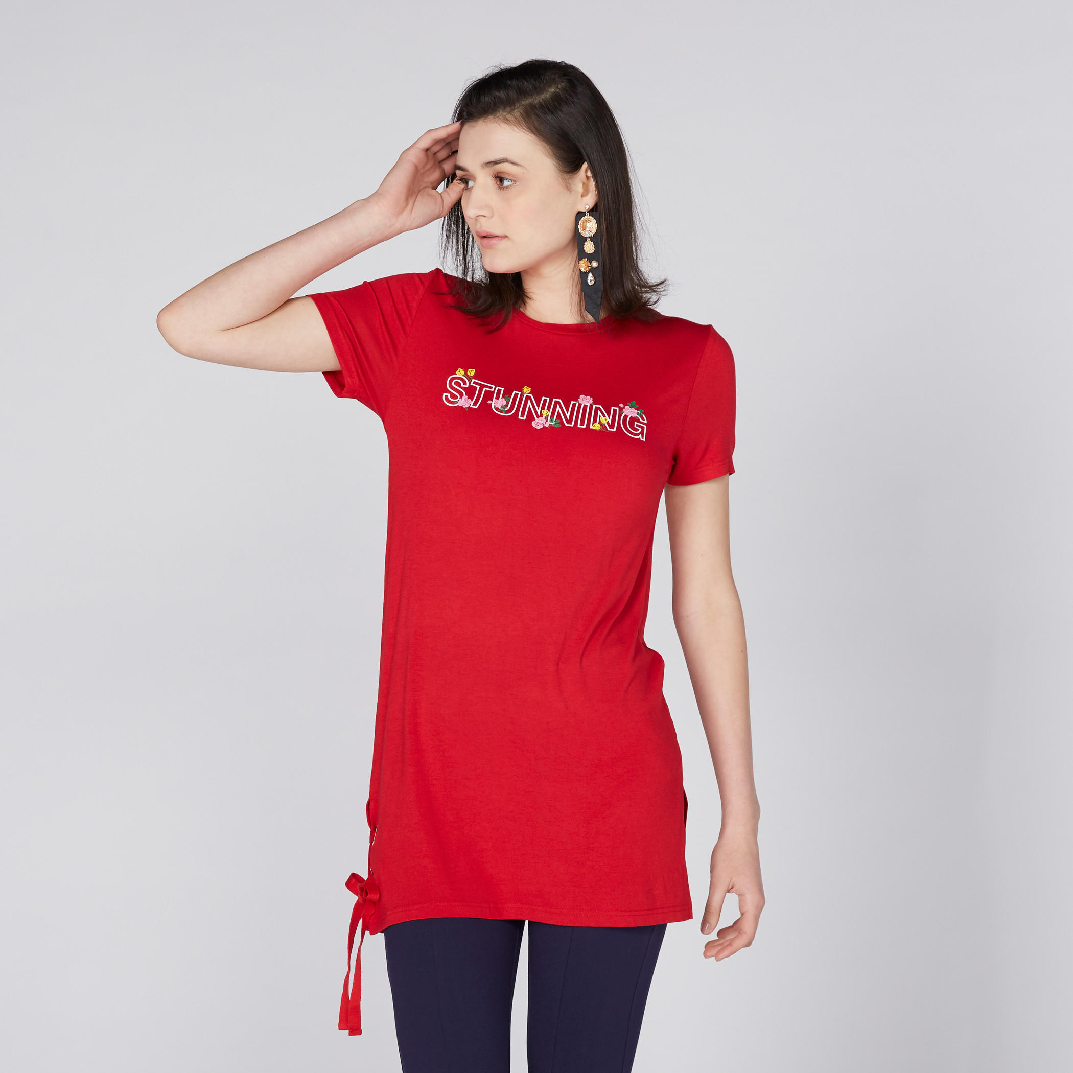 تيشيرت طويل بياقة مستديرة وأكمام قصيرة وطبعات-women-clothing-shirtsandblouses-shirts-image-2