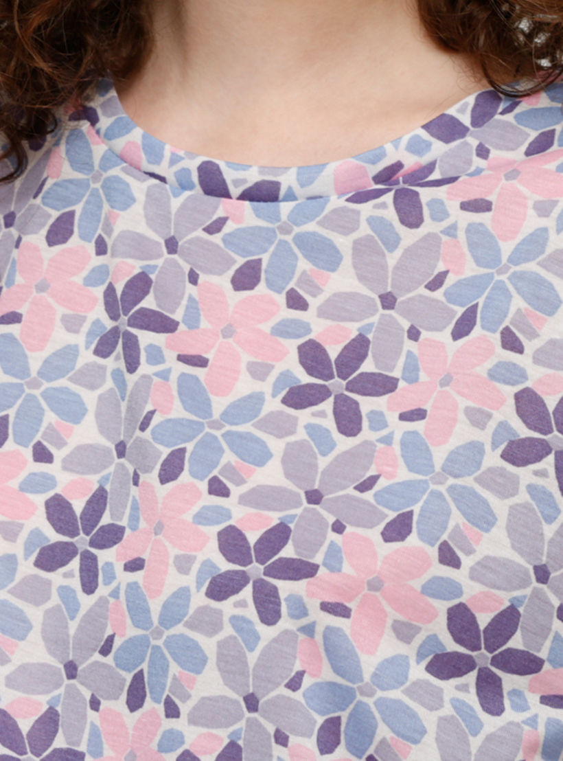 بلوزة بياقة مستديرة وطبعات-women-clothing-tshirts-image-2
