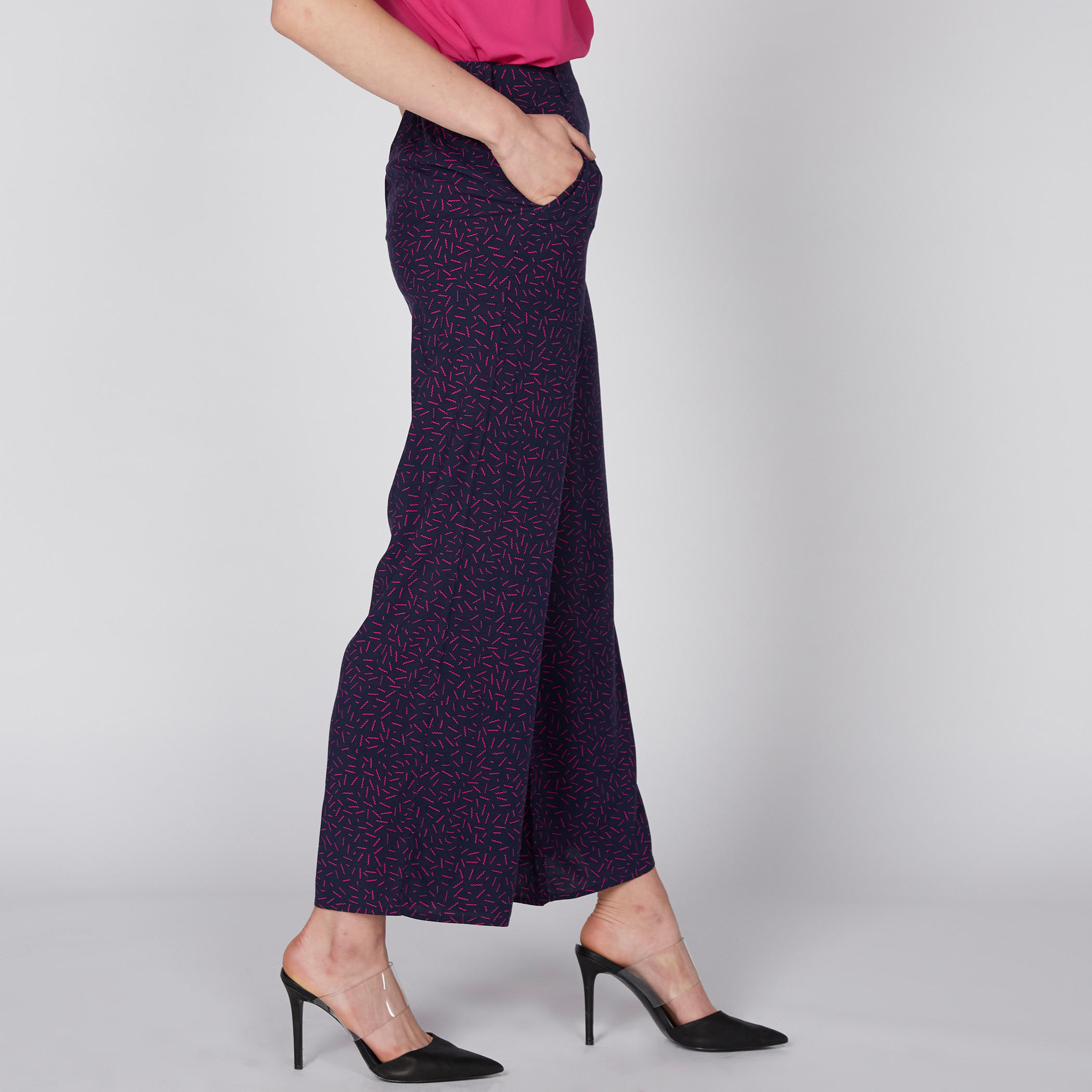 بنطال بالازو بجيوب وطبعات-women-clothing-bottoms-trousers-image-2