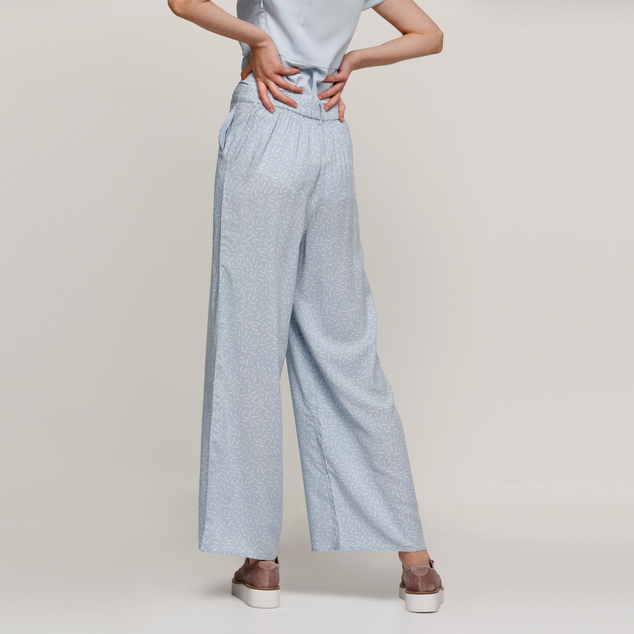 بنطال بالازو طويل بخصر مطّاطي وطبعات-women-clothing-bottoms-trousers-image-2