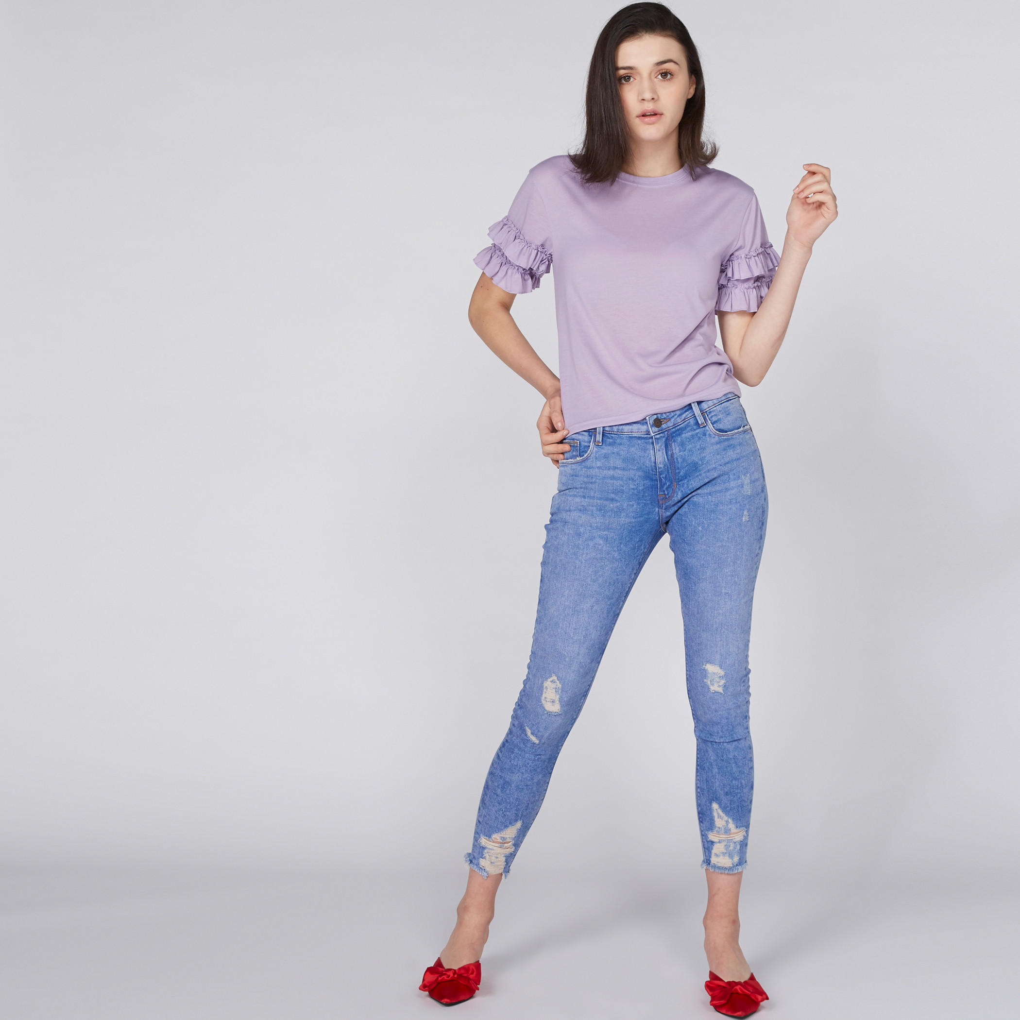 بلوزة محبوكة بياقة مستديرة وأكمام كشكش متعددة الطبقات-women-clothing-shirtsandblouses-blouses-image-1