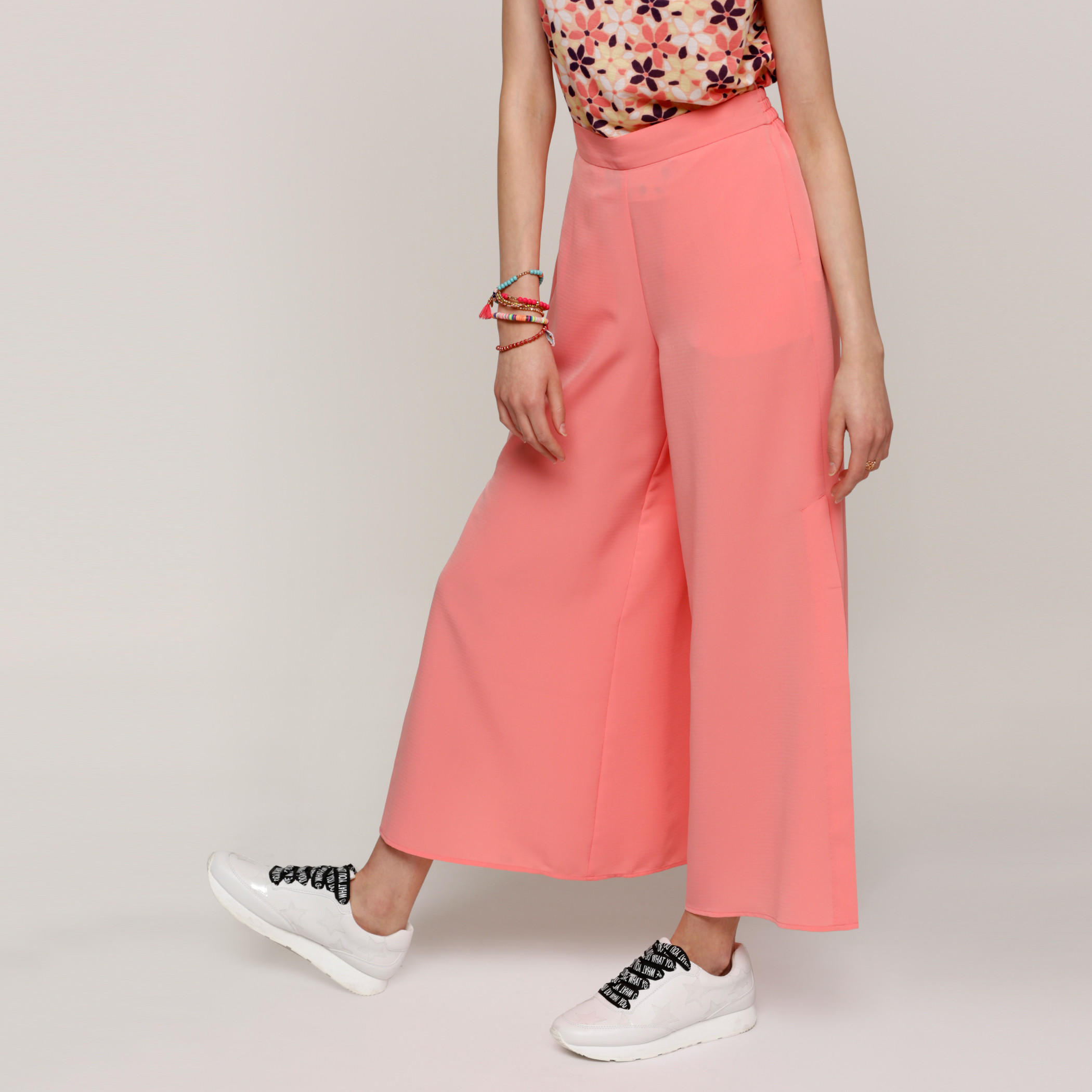 بنطال بالازو طويل بخصر مطّاطي-women-clothing-bottoms-trousers-image-3