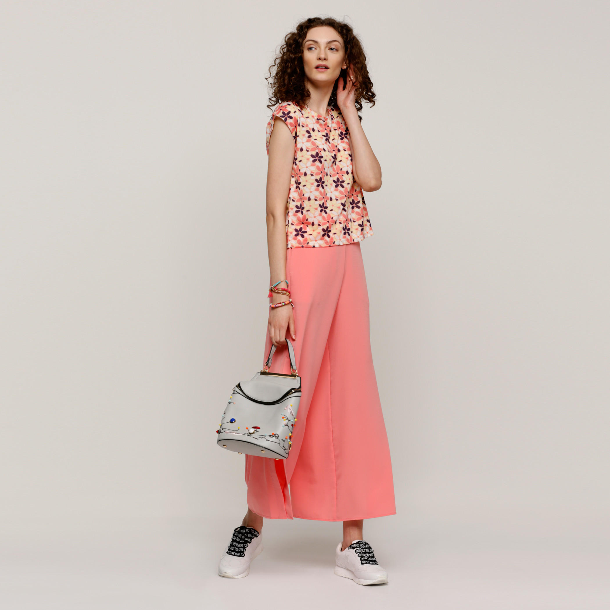 بنطال بالازو طويل بخصر مطّاطي-women-clothing-bottoms-trousers-image-5