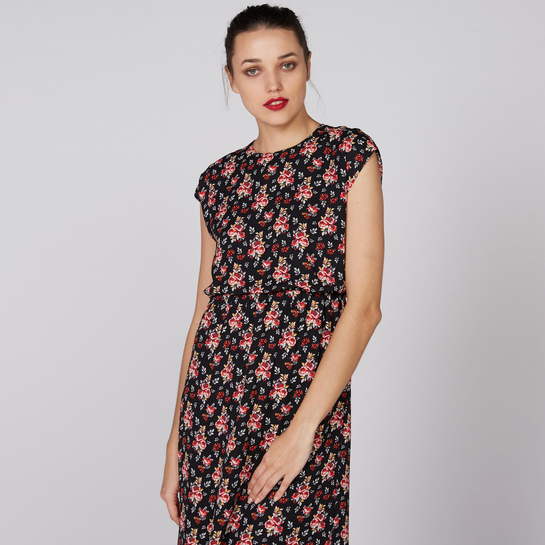 فستان ماكسي بطبعات وأكمام كاب-women-clothing-dresses-image-2