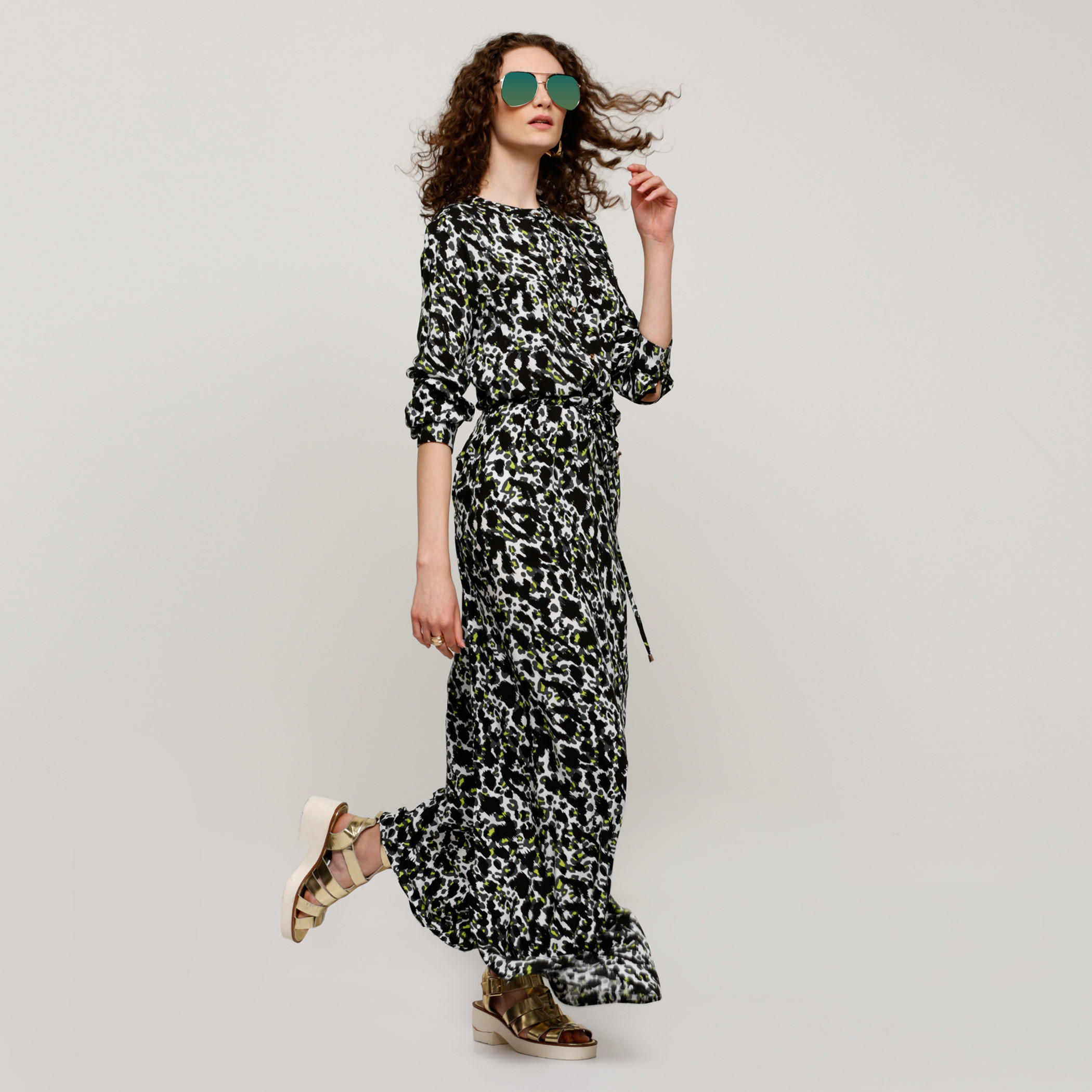 فستان طويل بأكمام طويلة وفتحة جانبية مع طبعات-women-clothing-dresses-image-5