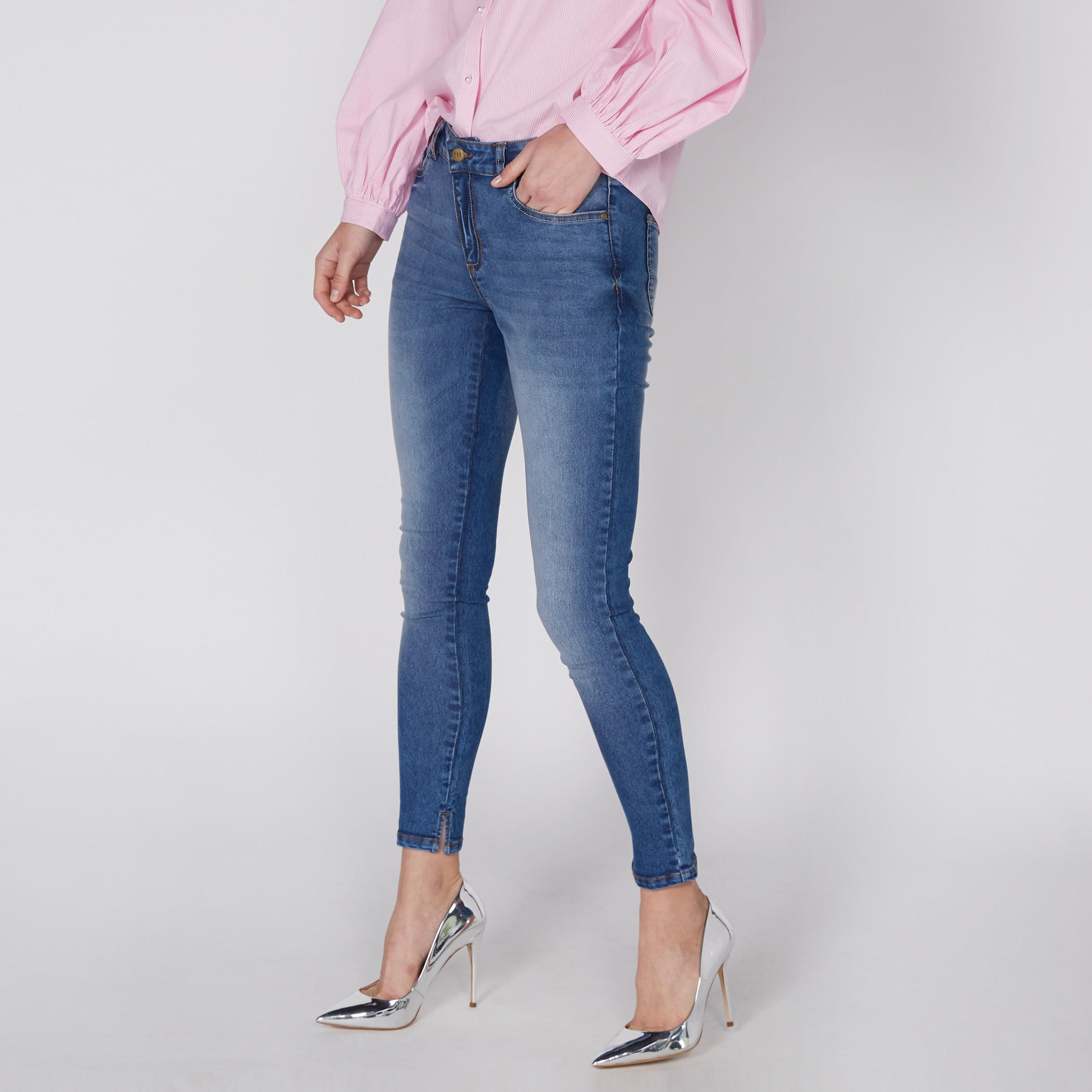 Full Length Jeans with Button Closure and Pocket Detail-women-clothing-bottoms-jeans-image-2