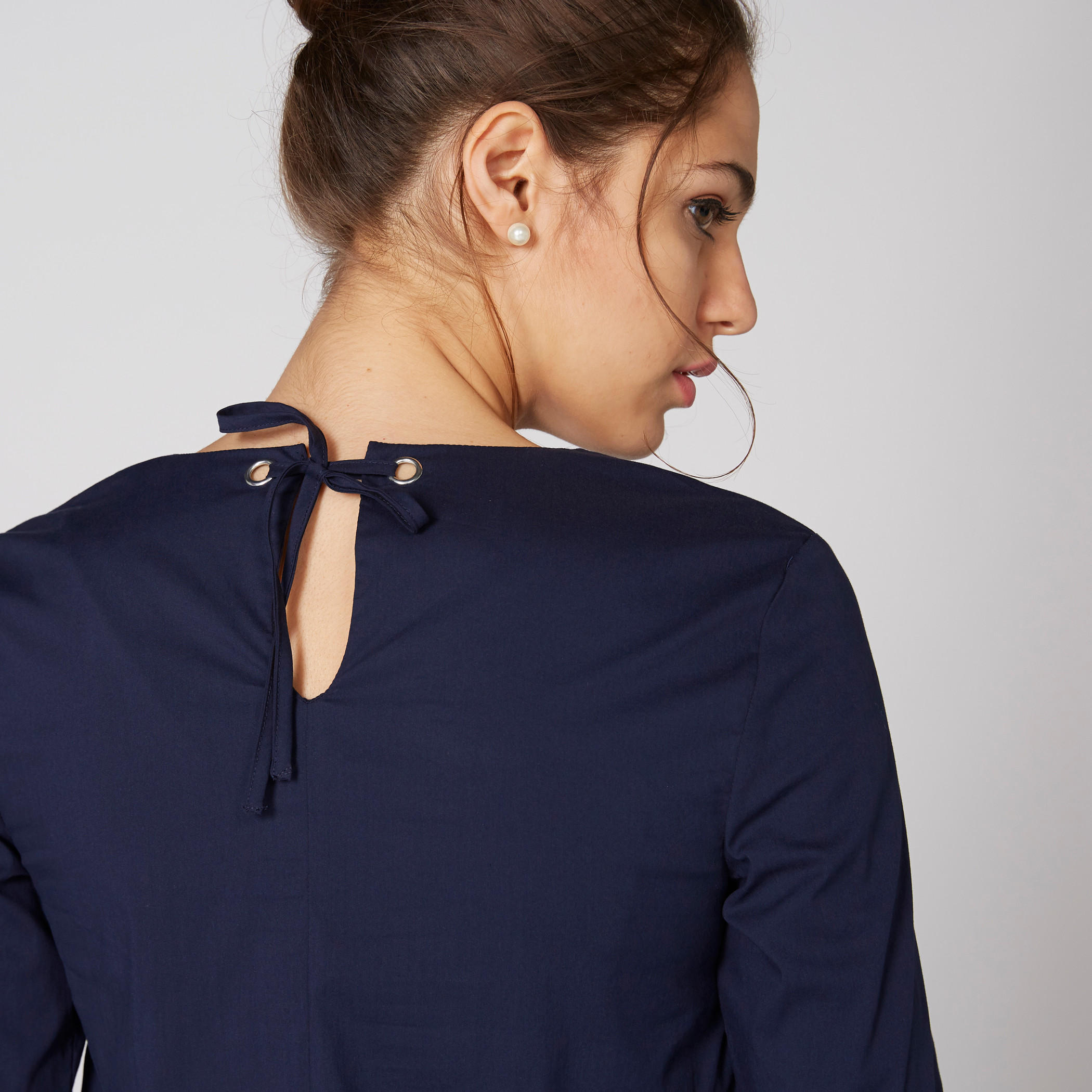 بلوزة بياقة مستديرة وأكمام واسعة وأربطة-women-clothing-shirtsandblouses-blouses-image-5
