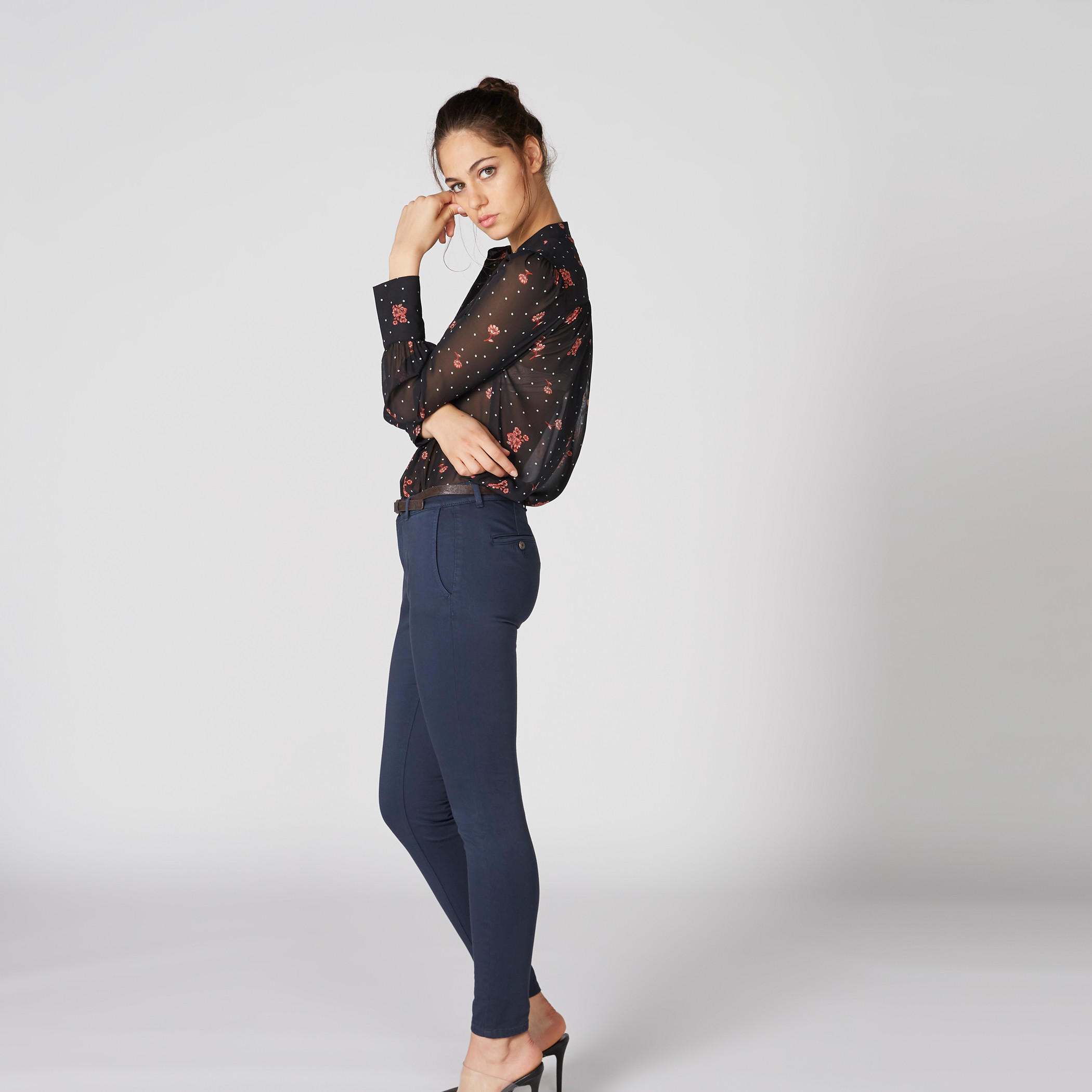 قميص بأكمام طويلة وأزرار وطبعات-women-clothing-shirtsandblouses-shirts-image-3