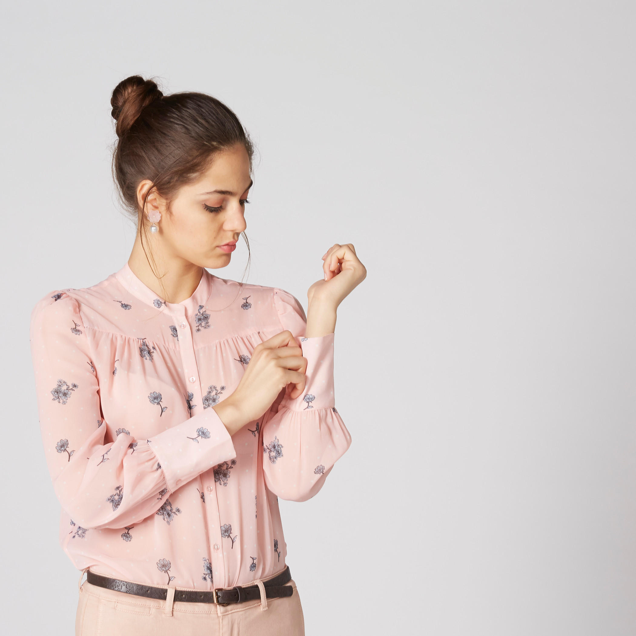 قميص بياقة ماندارين وأكمام طويلة وطبعات-women-clothing-shirtsandblouses-shirts-image-2