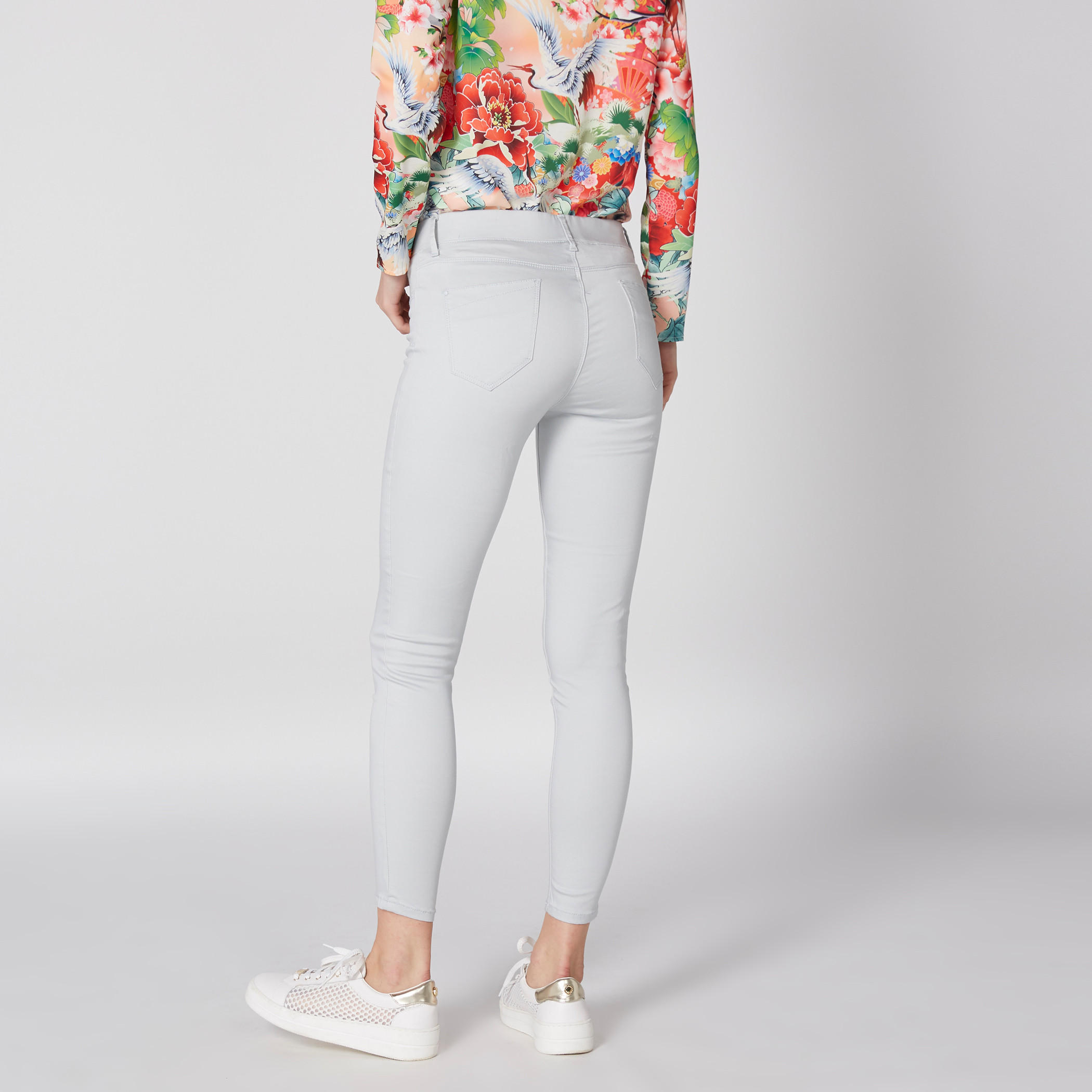 بنطال طويل بقصّة ضيّقة وخصر مطّاطي وجيوب-women-clothing-bottoms-leggings-image-5