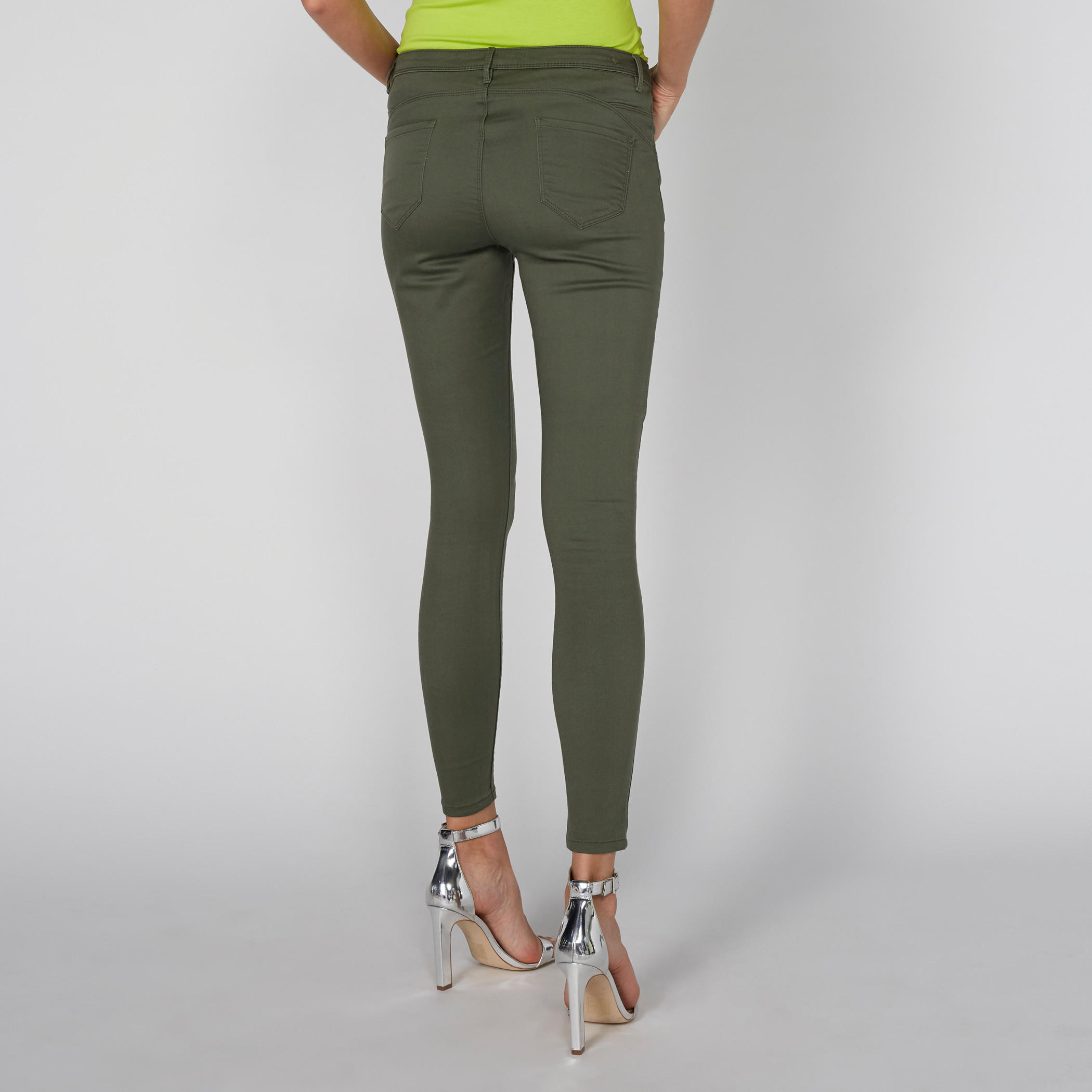 بنطال شينو طويل بجيوب-women-clothing-bottoms-trousers-image-2
