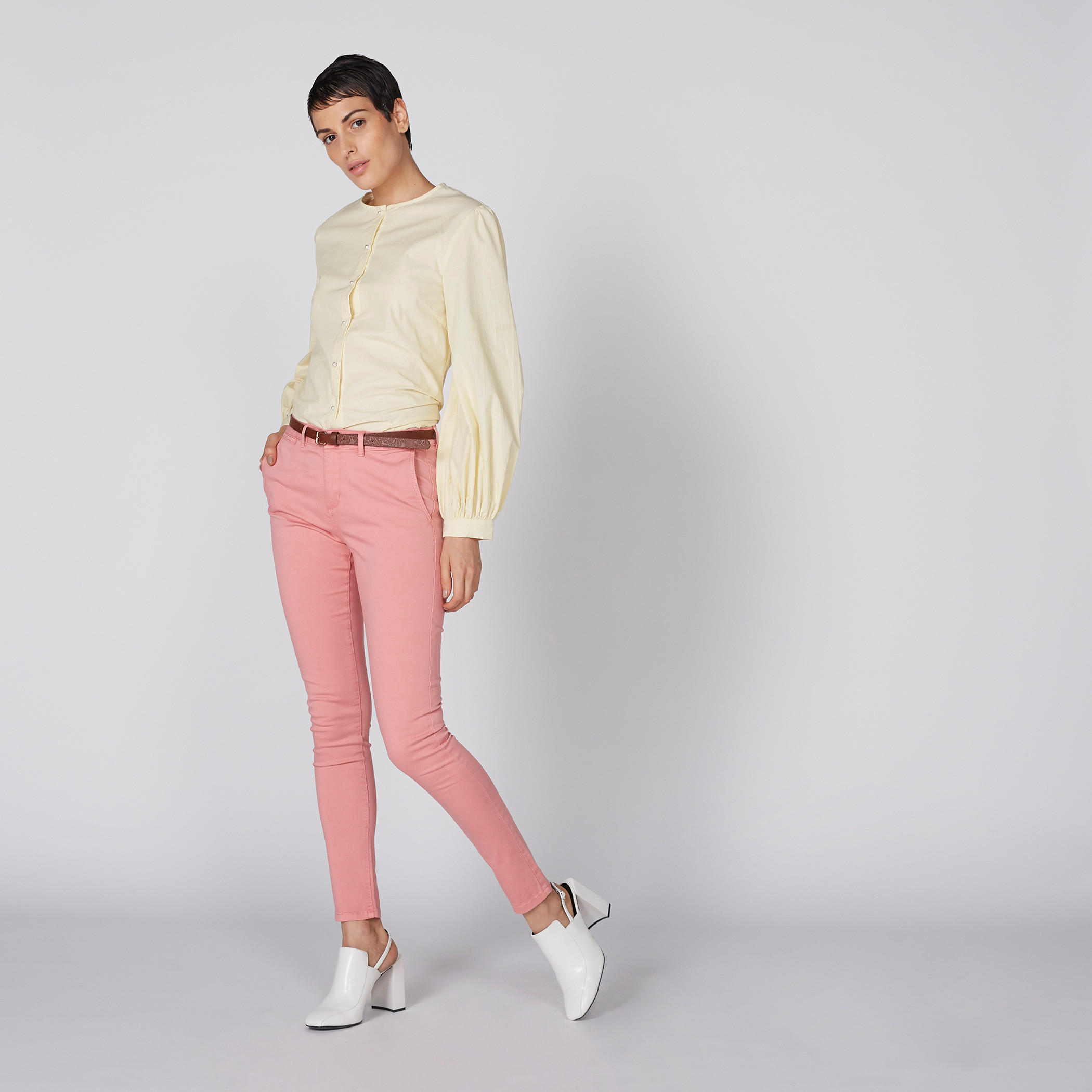 بنطال شينو طويل بزر إغلاق وجيوب-women-clothing-bottoms-trousers-image-3