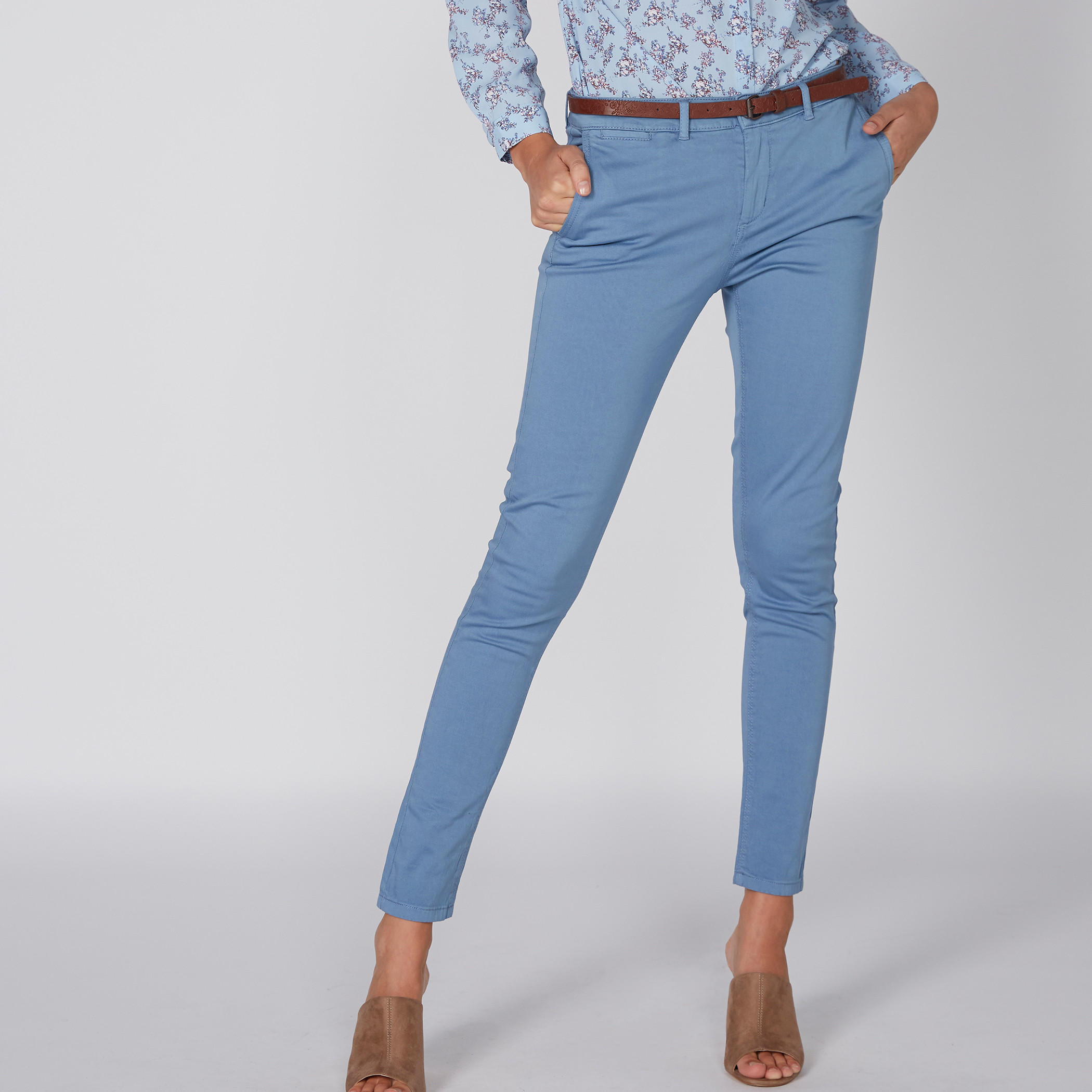 بنطال شينو طويل بقصّة ضيقة-women-clothing-bottoms-trousers-image-1