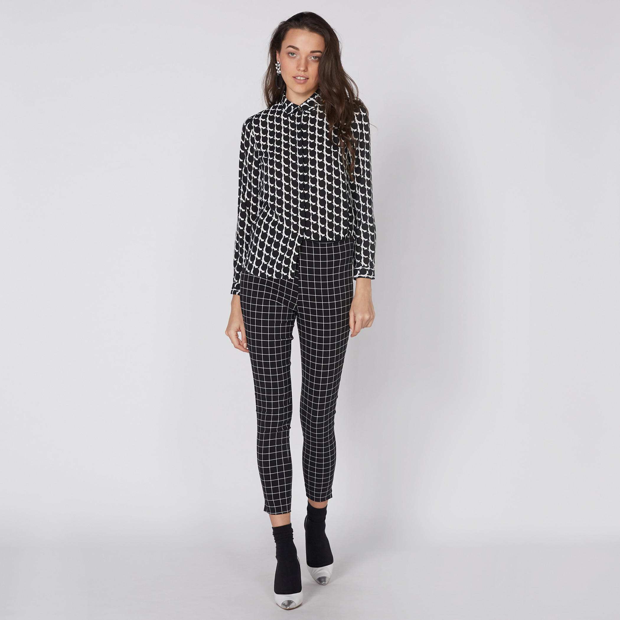 Chequered Full Length Pants with Zip Closure-women-clothing-bottoms-trousers-image-2