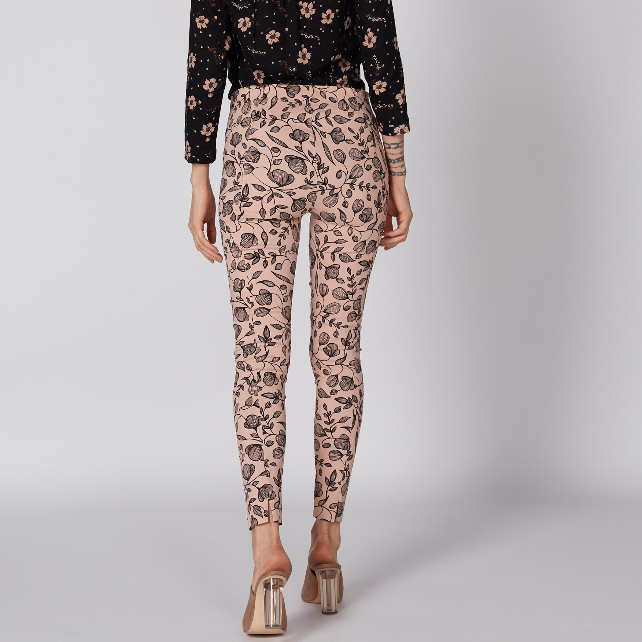 بنطال طويل بطبعات-women-clothing-bottoms-trousers-image-1
