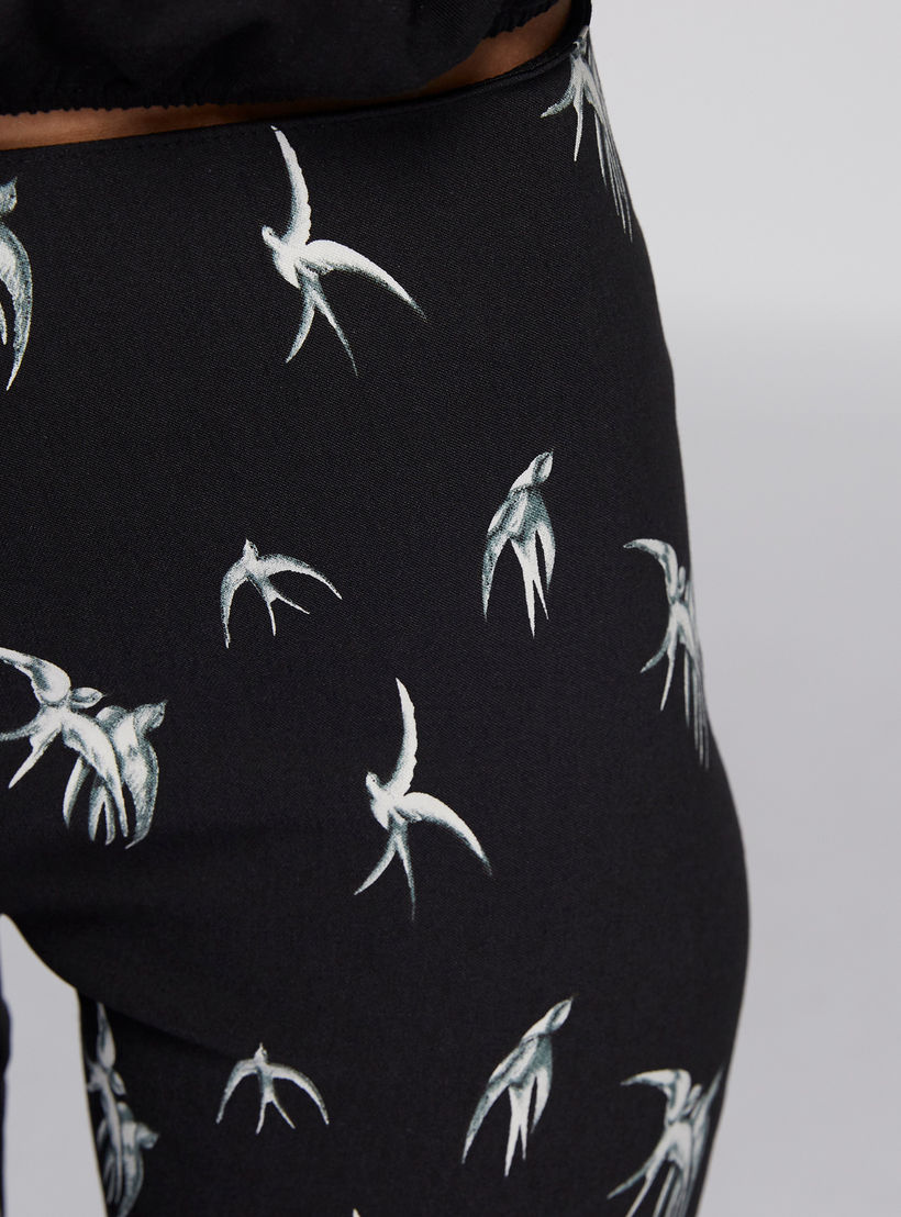بنطال ليقنز بارتفاع متوسط وخصر مطّاطي وطبعات-women-clothing-bottoms-leggings-image-3