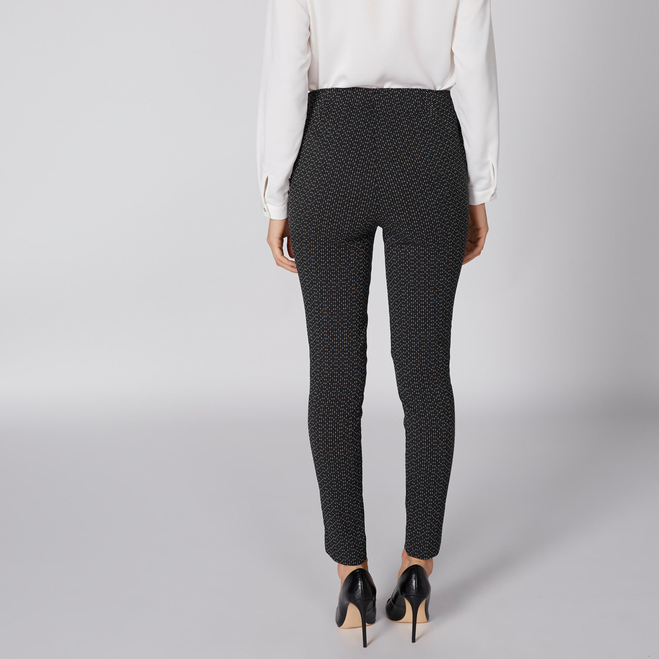 بنطال طويل بسحّاب إغلاق وطبعات-women-clothing-bottoms-trousers-image-4