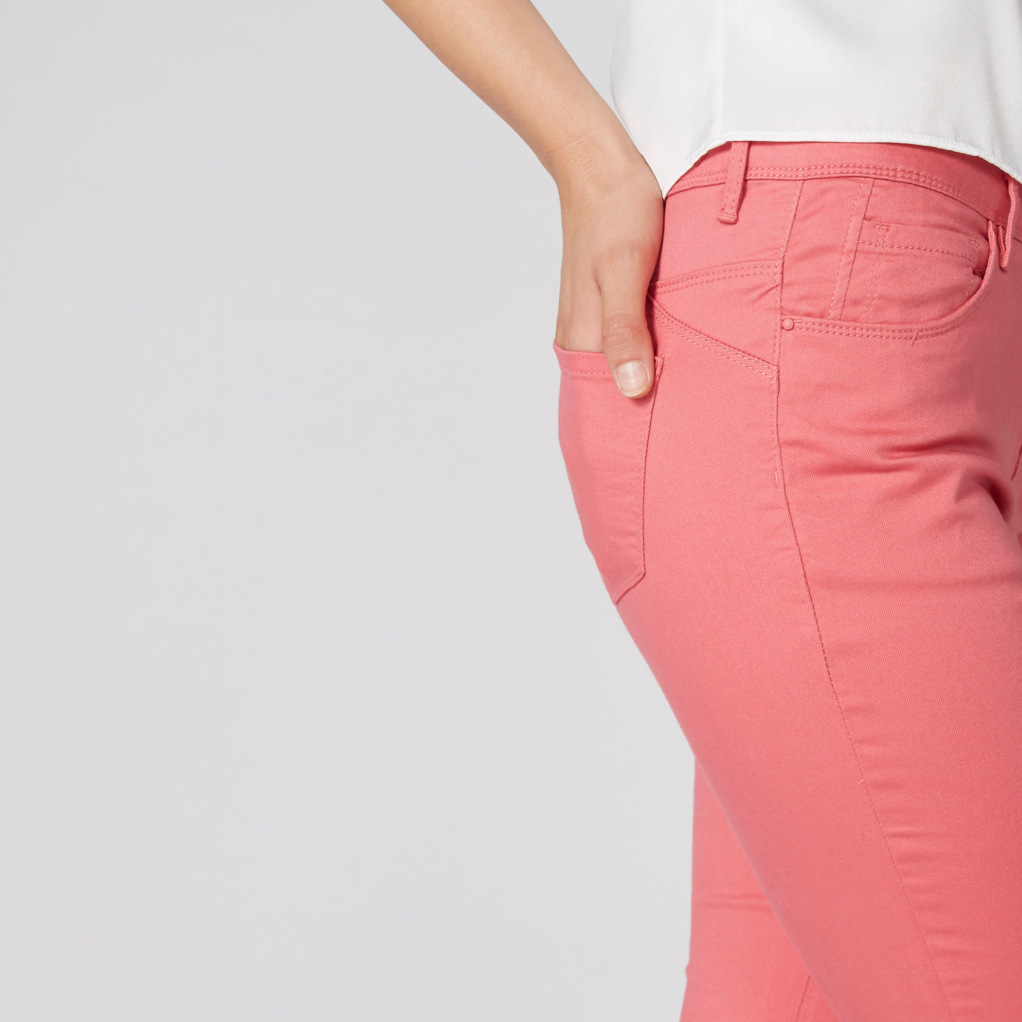 بنطال شينو طويل بزر إغلاق وجيوب-women-clothing-bottoms-trousers-image-5