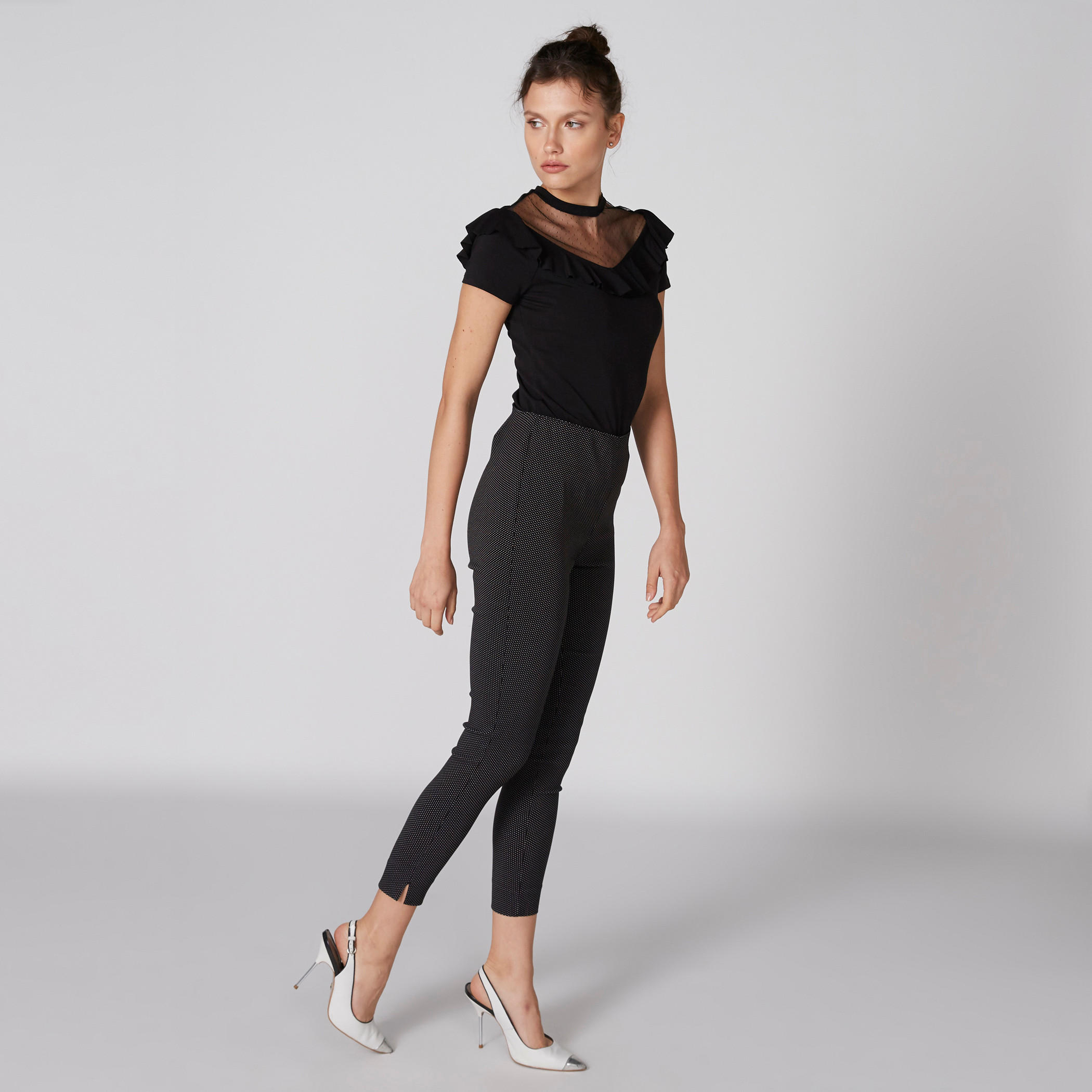 بنطال طويل بقصّة ضيّقة وسحاب إغلاق وفتحة وطبعات-women-clothing-bottoms-leggings-image-1