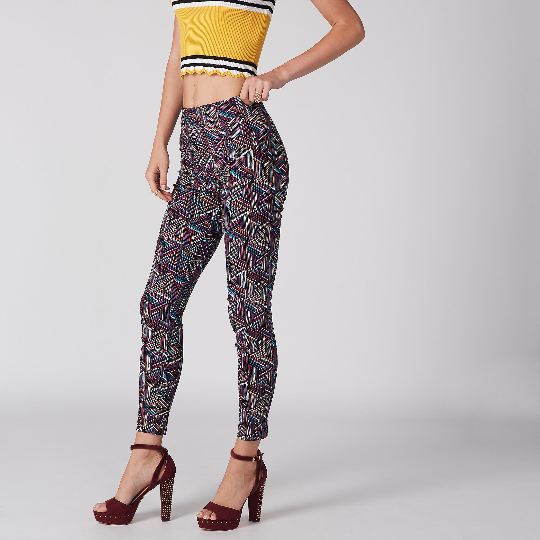 ليقنز بطبعات وخصر مطاطي-women-clothing-bottoms-leggings-image-3
