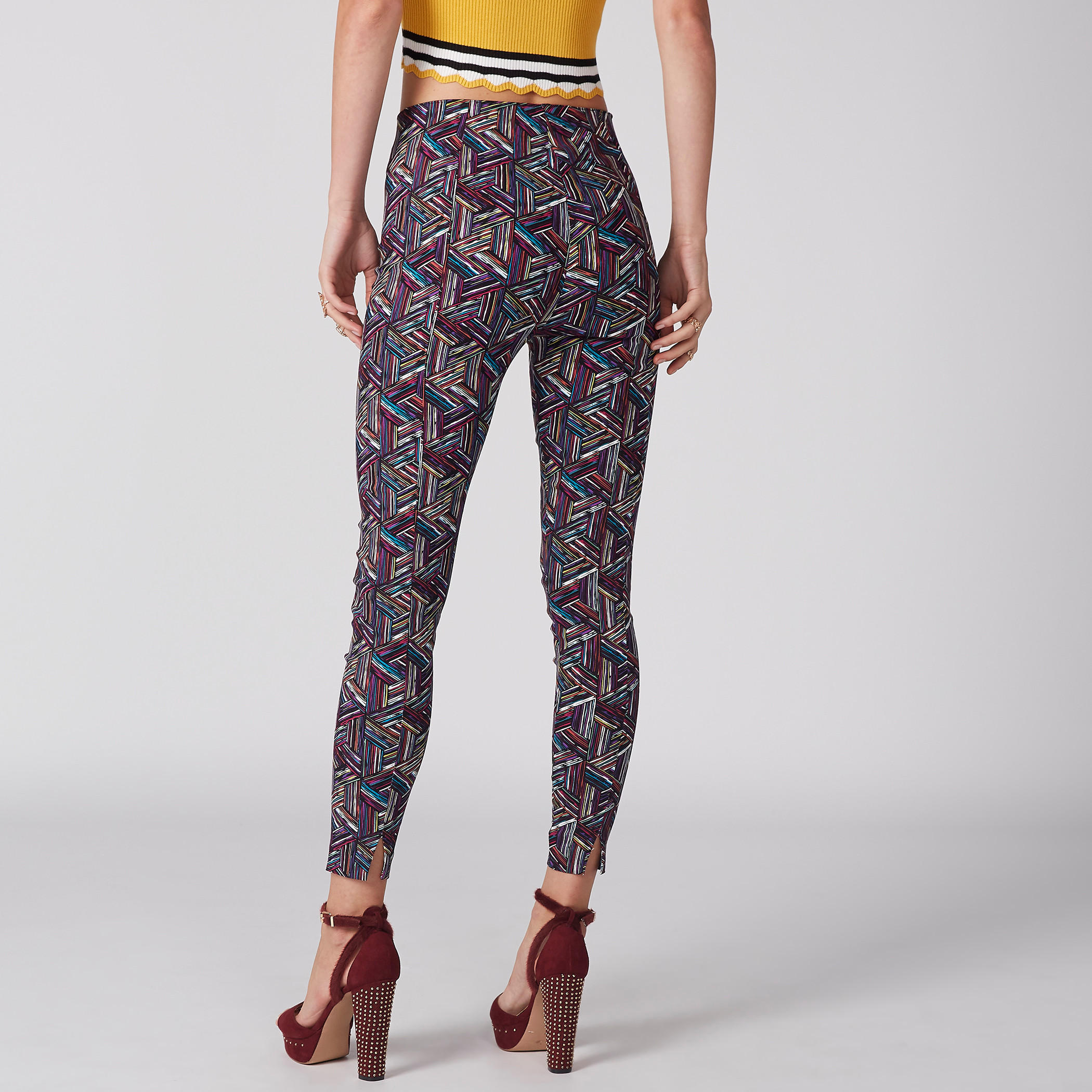 ليقنز بطبعات وخصر مطاطي-women-clothing-bottoms-leggings-image-4