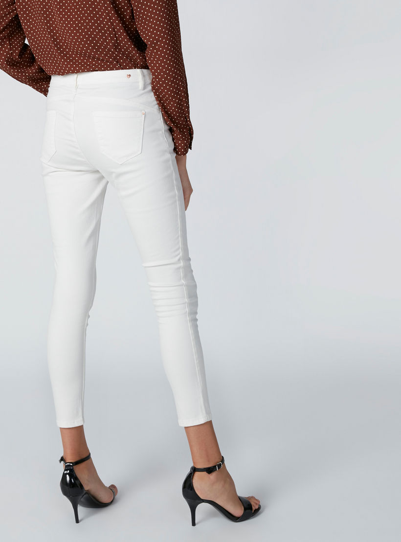 بنطال جينز بزر إغلاق وجيوب وحلقات حزام-women-clothing-bottoms-jeans-image-2