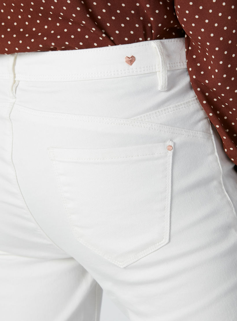 بنطال جينز بزر إغلاق وجيوب وحلقات حزام-women-clothing-bottoms-jeans-image-4