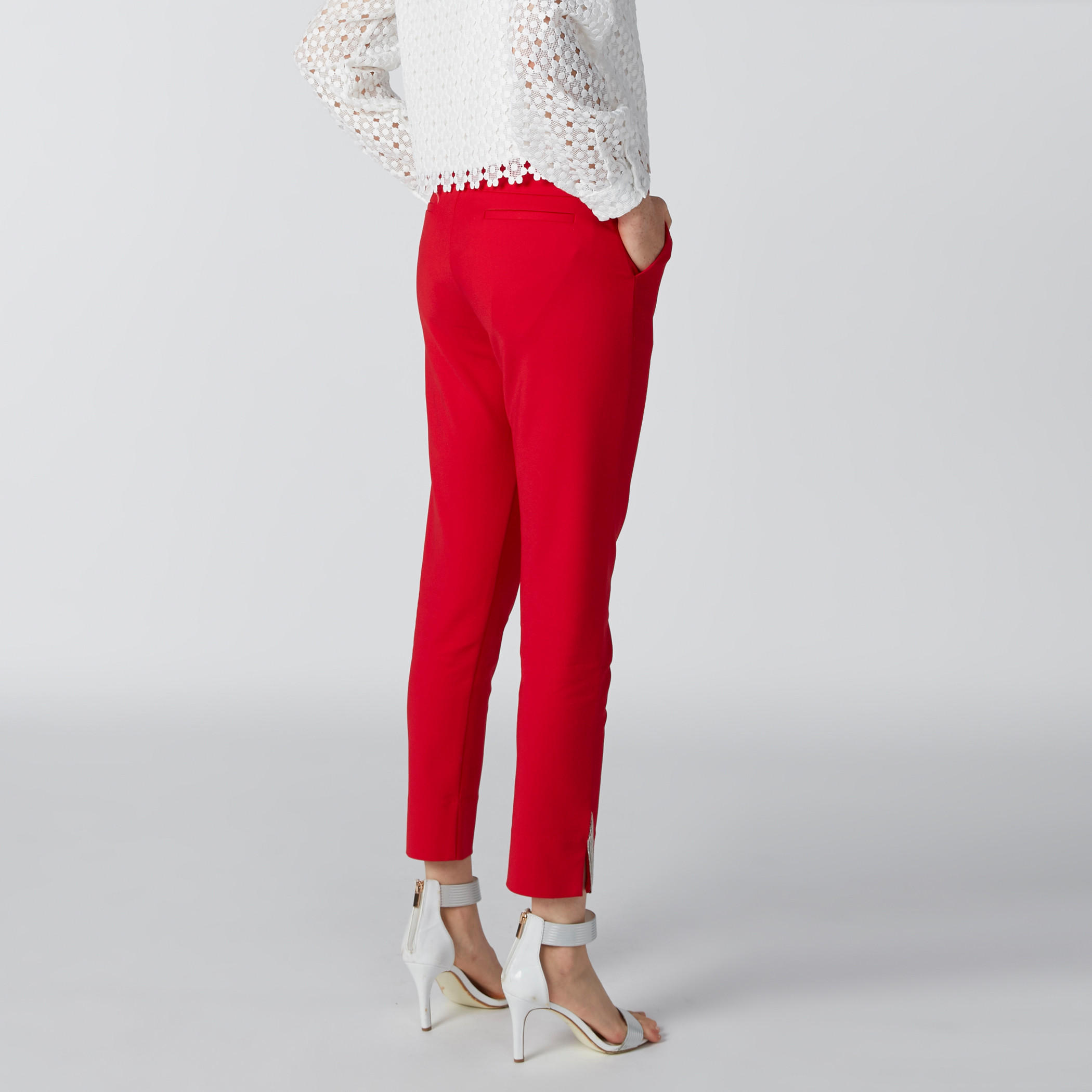 بنطال شينو بخصر متوسط الارتفاع وجيوب وحلقات للحزام وفتحات جانبية-women-clothing-bottoms-trousers-image-2