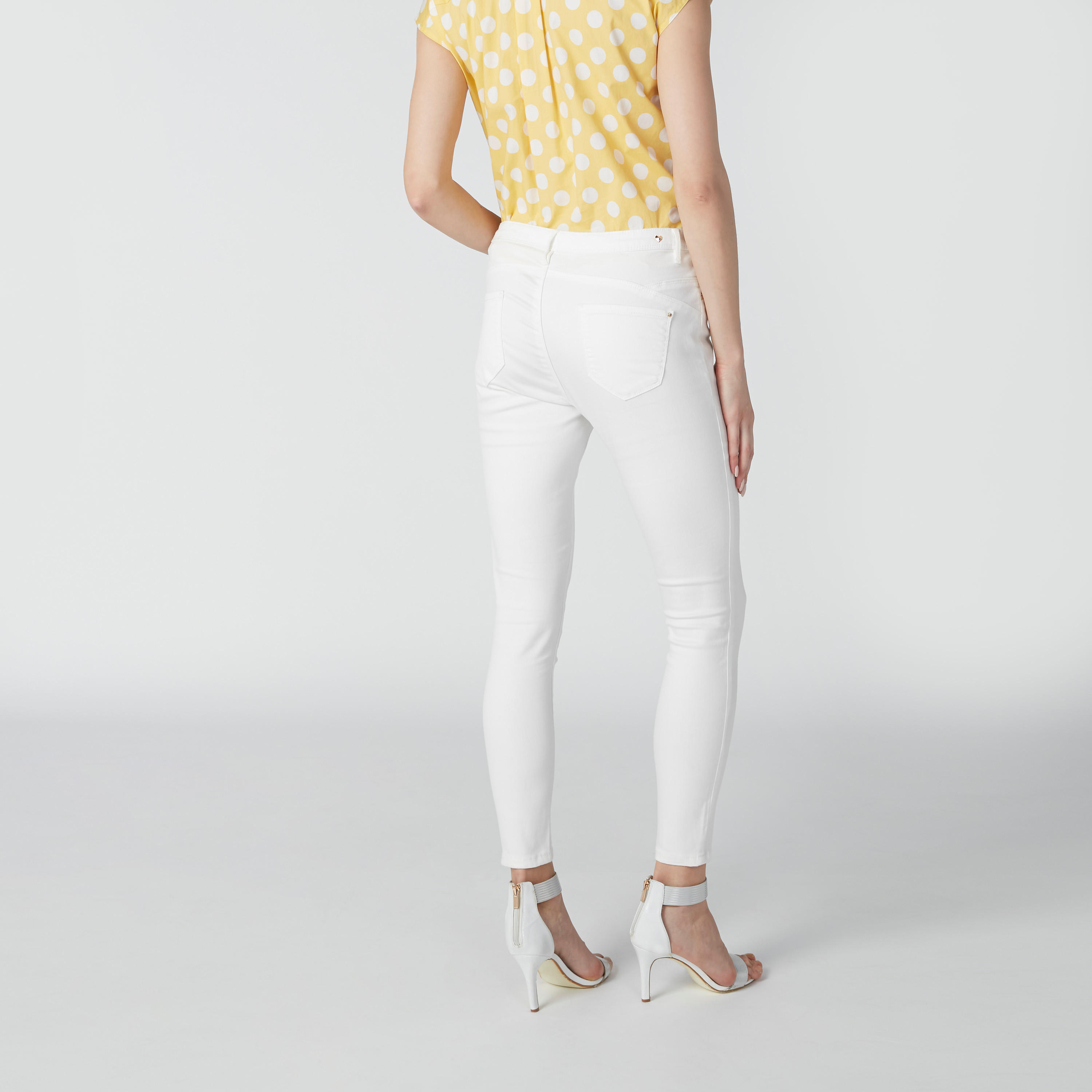 بنطال شينو بخصر متوسط الارتفاع وجيوب-women-clothing-bottoms-trousers-image-18