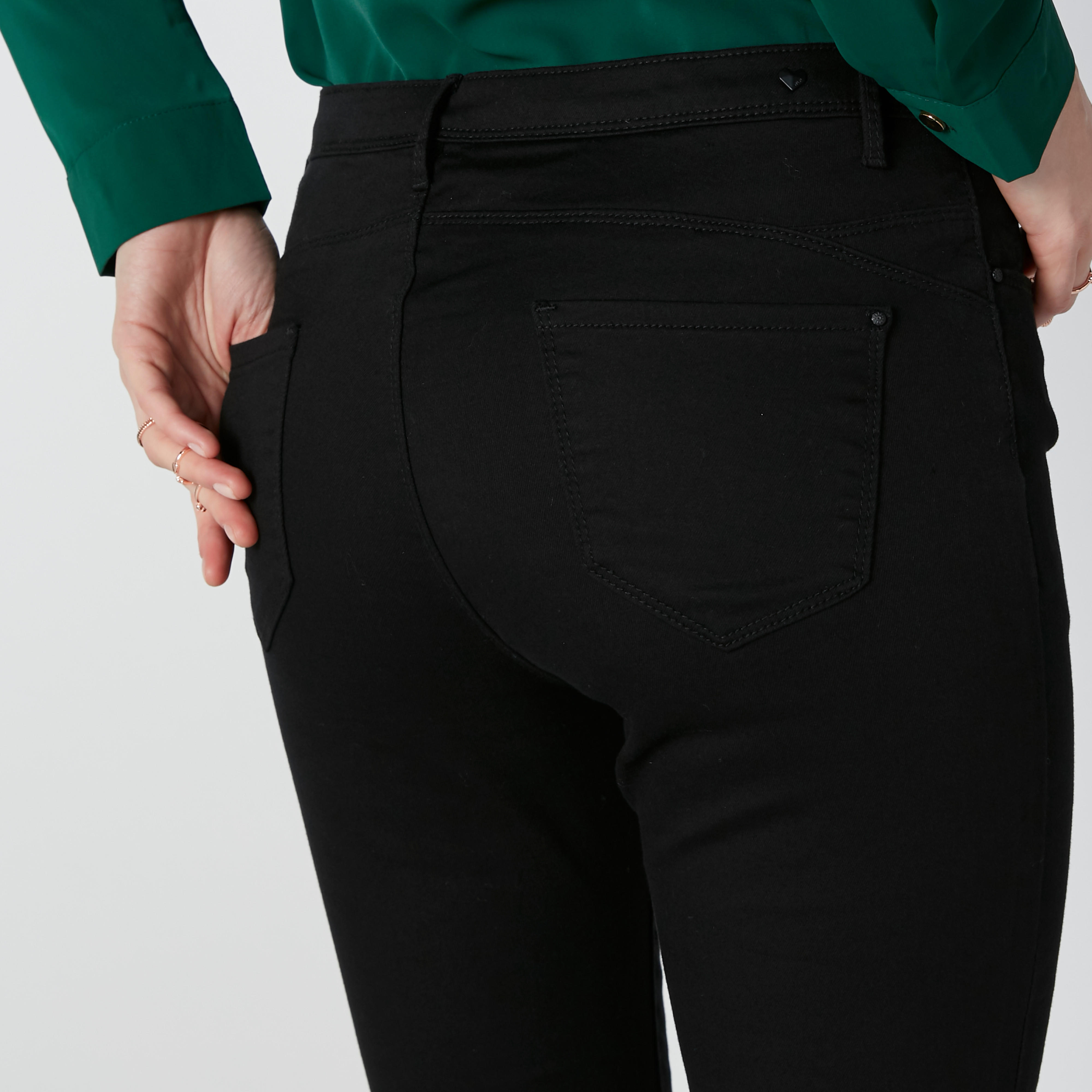 بنطال شينو بخصر متوسط الارتفاع وجيوب-women-clothing-bottoms-trousers-image-10