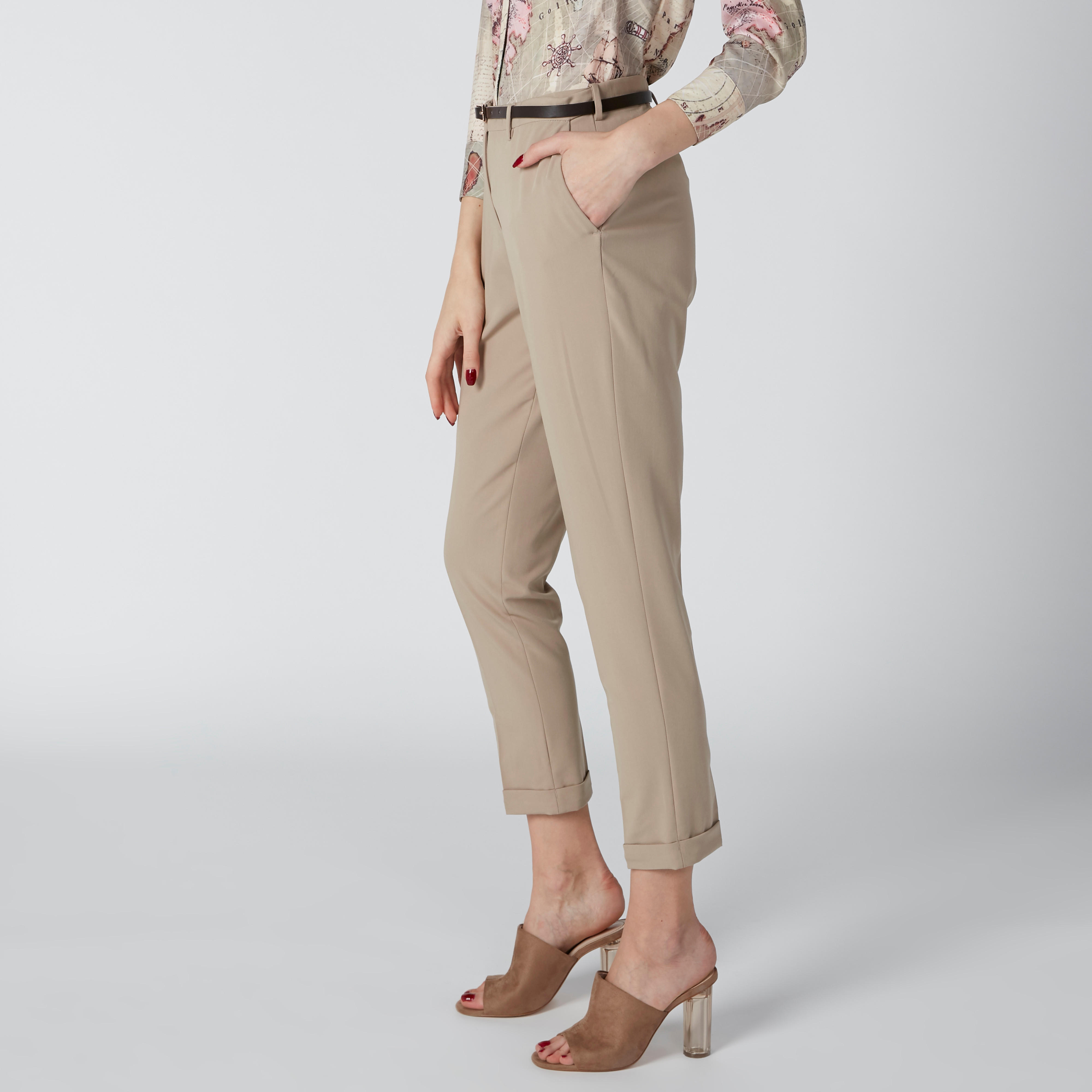 بنطال طويل بقصّة سليم وخصر مرن وجيوب-women-clothing-bottoms-trousers-image-4