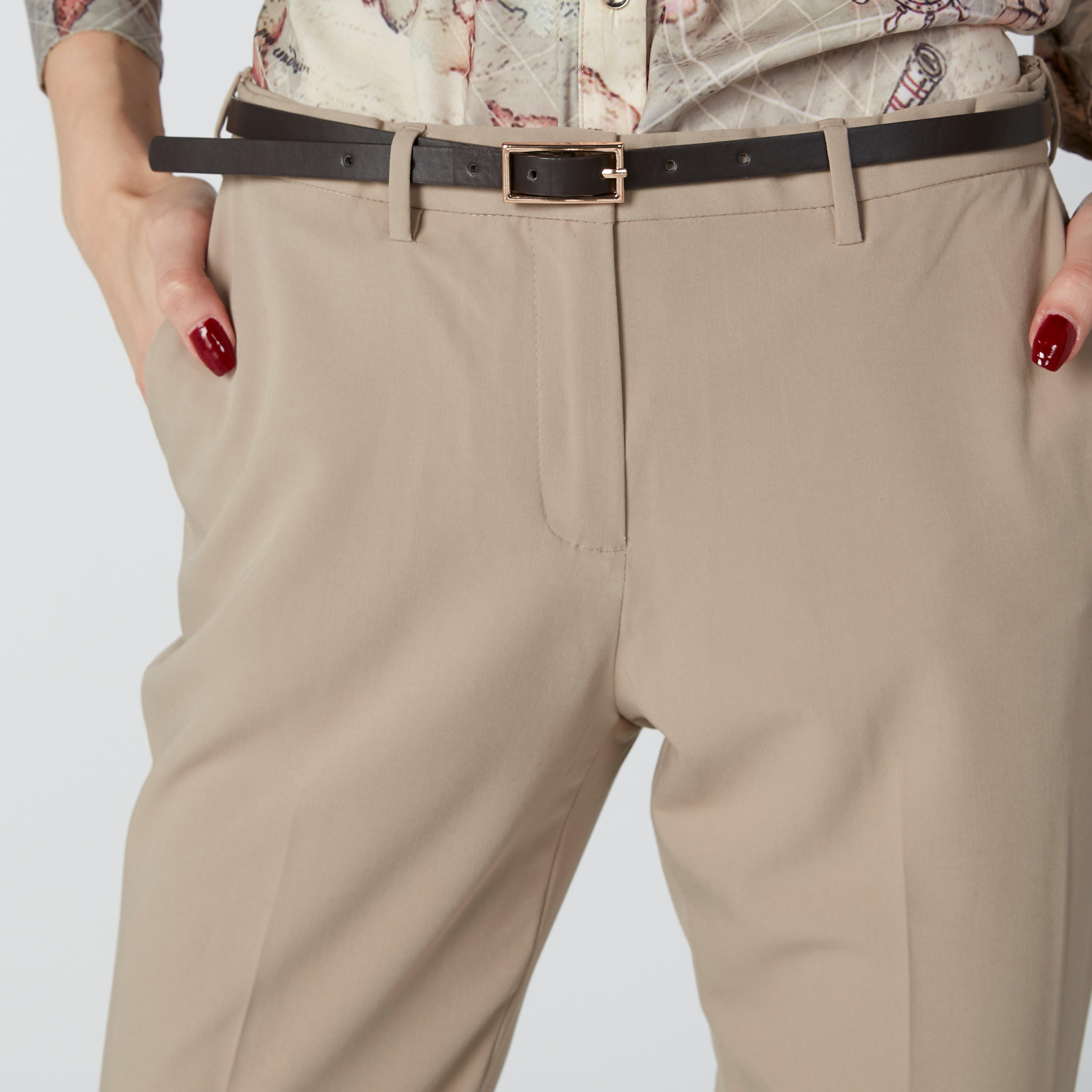 بنطال طويل بقصّة سليم وخصر مرن وجيوب-women-clothing-bottoms-trousers-image-5