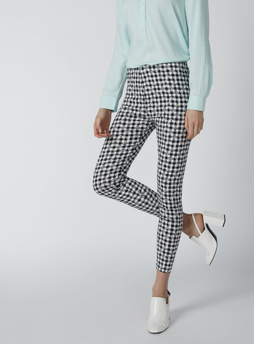 بنطال ليقنز بقصّة سكيني وخصر مطّاطي وطبعات-women-clothing-bottoms-leggings-image-2