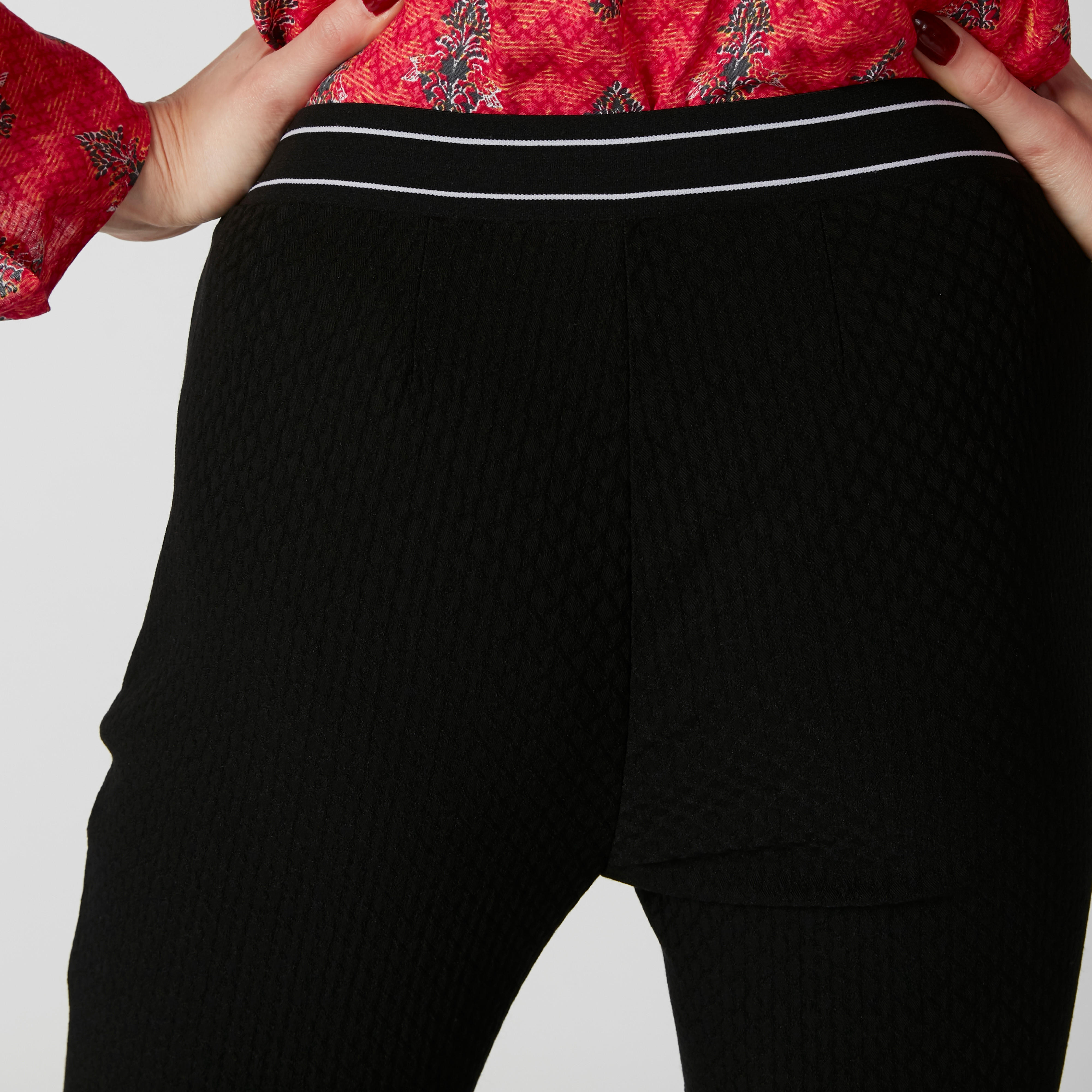 Textured Mid-Rise Pants in Skinny Fit with Elasticised Waistband-women-clothing-bottoms-trousers-image-6