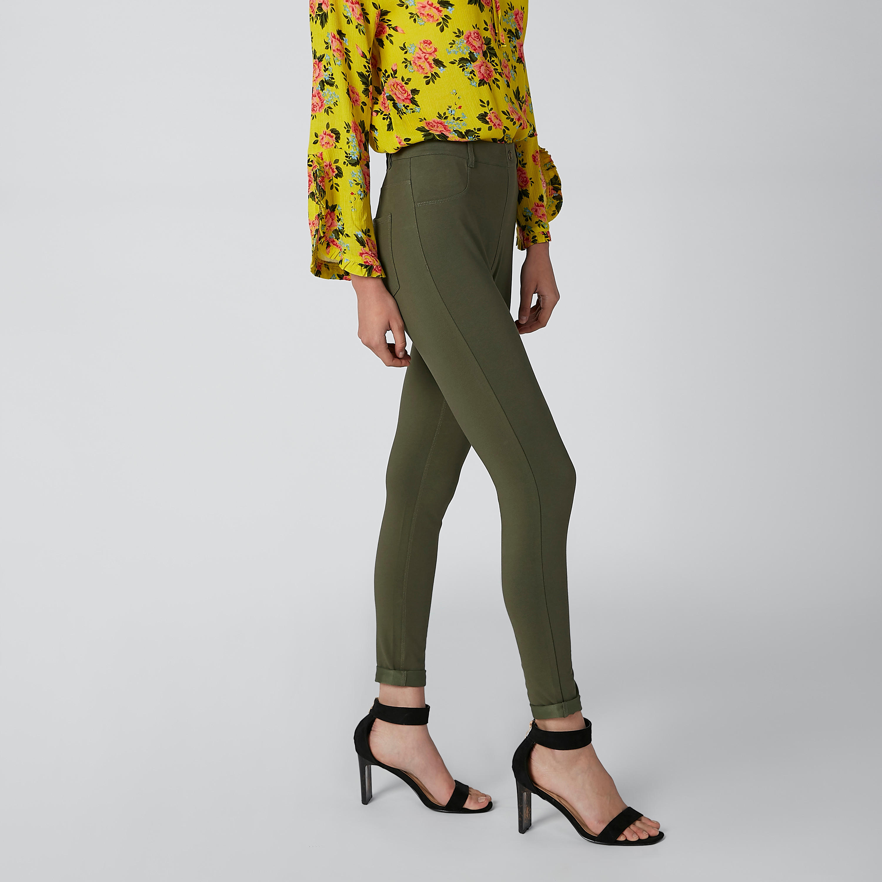 بنطال سادة بقصّة سليم وجيوب-women-clothing-bottoms-leggings-image-4