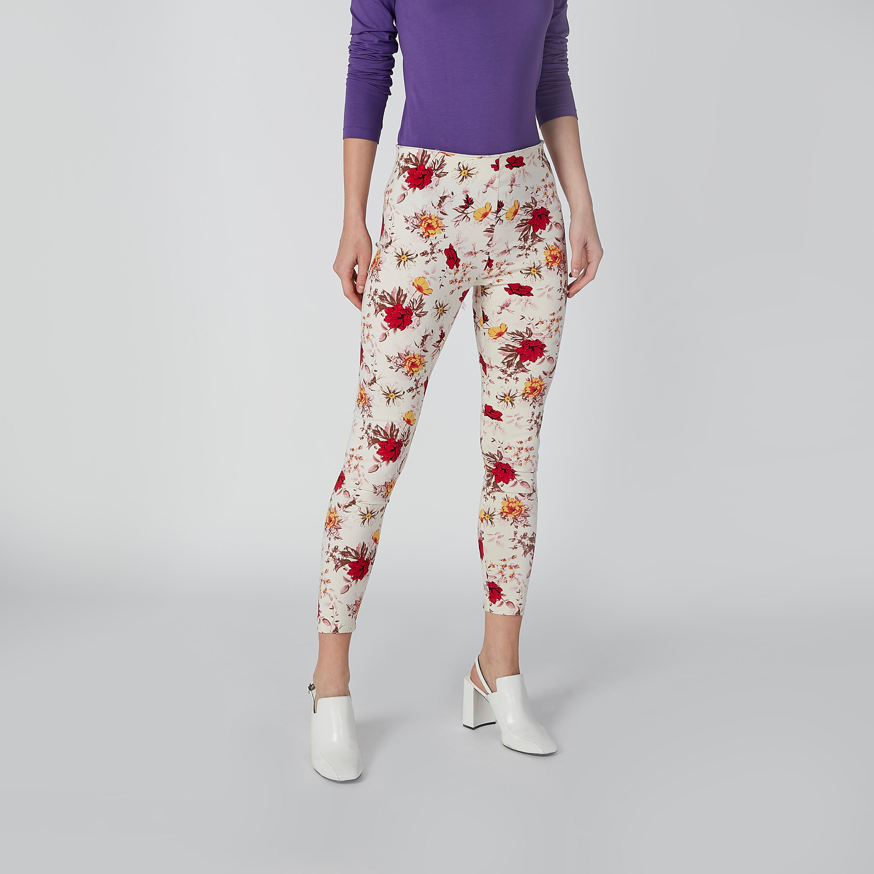 بنطال بفتحات وطبعات زهرية-women-clothing-bottoms-trousers-image-4