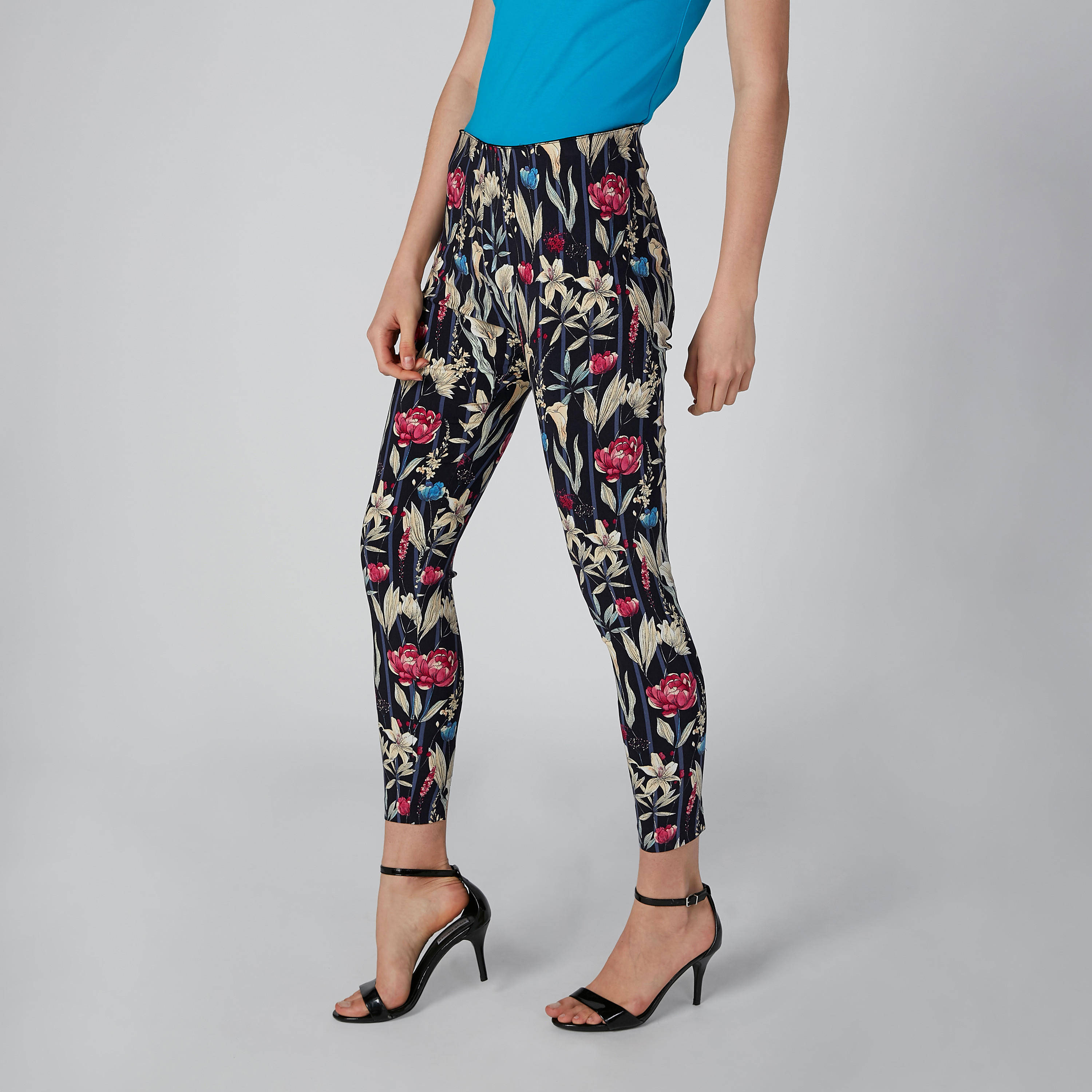 بنطال طويل بفتحة وطبعات-women-clothing-bottoms-leggings-image-3